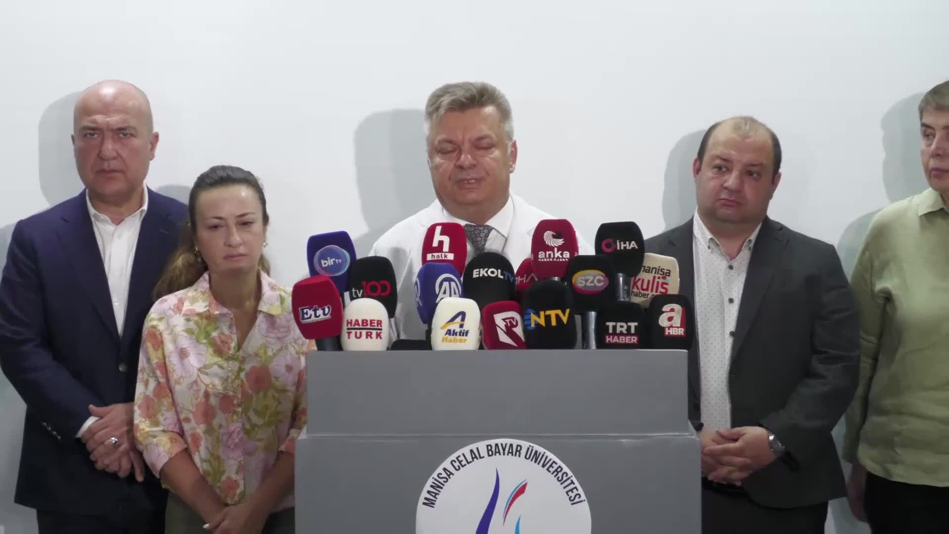 Ferdi Zeyrek’in sağlık durumu... Başhekim Prof. Dr. Topçu: ''İyi yönde bir gelişme yok ama negatif yönde de bir gelişme yok''