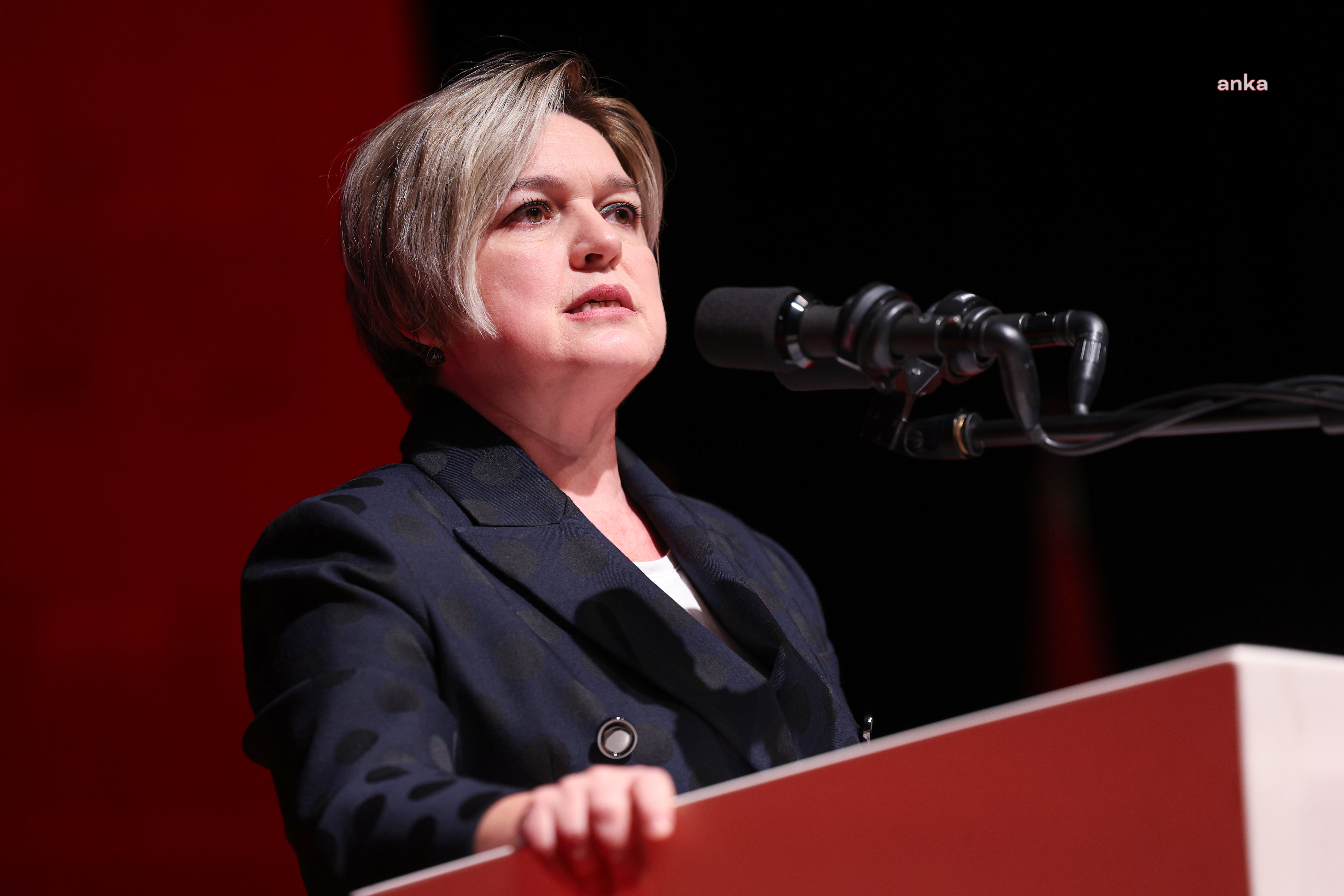 Ferdi Zeyrek hayatını kaybetti... Selin Sayek Böke: “Değdiği hayatları dönüştüren bir belediye başkanını, Ferdi Zeyrek’i kaybetmenin derin üzüntüsünü yaşıyoruz”
