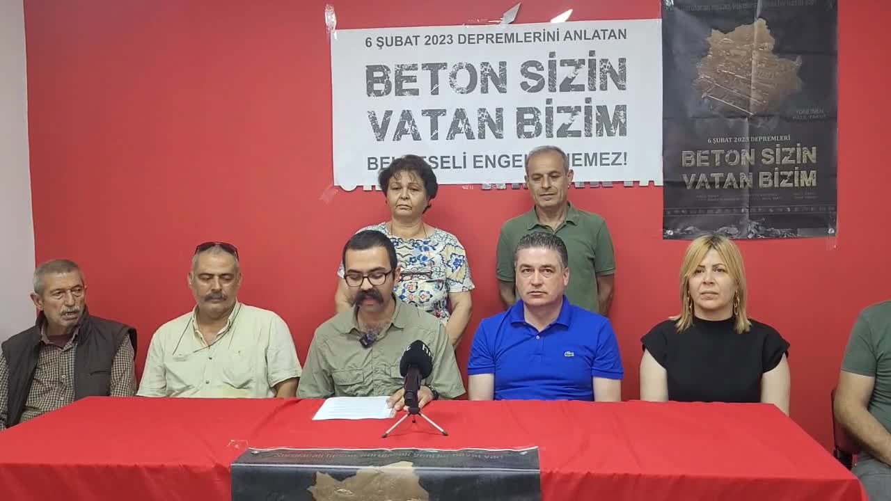 Hatay’da çekilen "Beton Sizin, Vatan Bizim" belgeseline erişim engeli... Yönetmen Yakut: "Beton mezarlara gömülen halkımızın hafızasını yaşatmak istedik"
