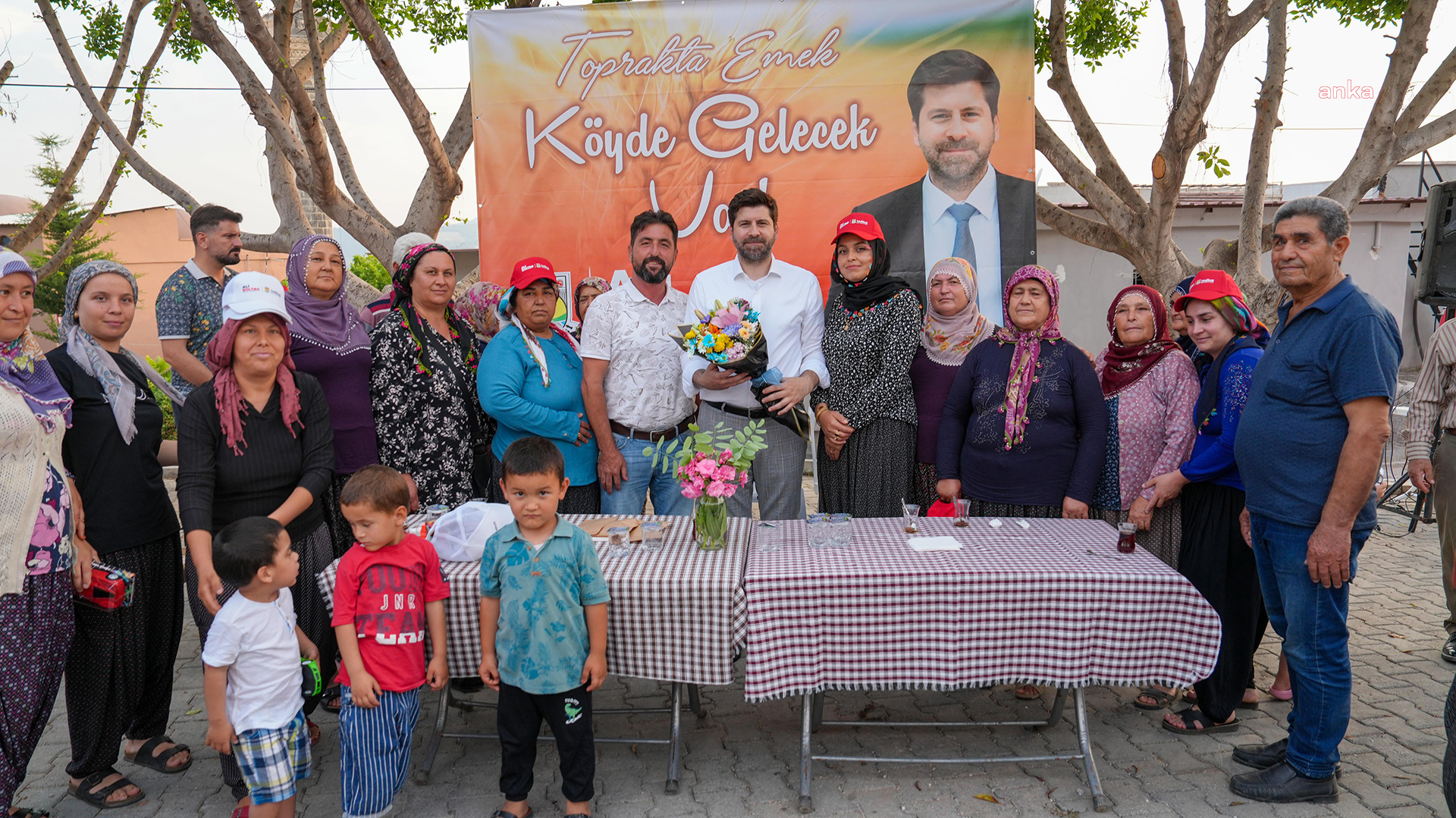 Tarsus Belediye Başkanı Boltaç, mahalle ziyaretlerini sürdürüyor