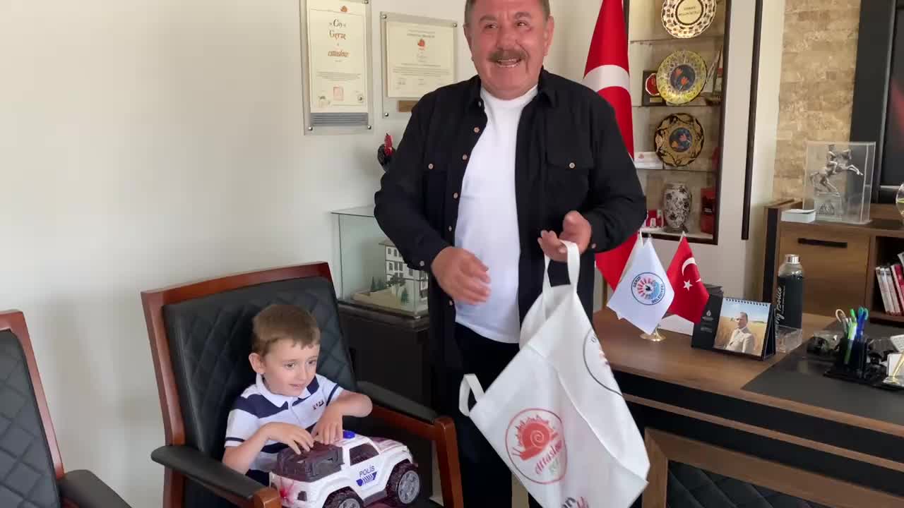 SMA’yı yenen Eyüp Ensar, Gerze Belediye Başkanı Belovacıklı’yı ziyaret etti