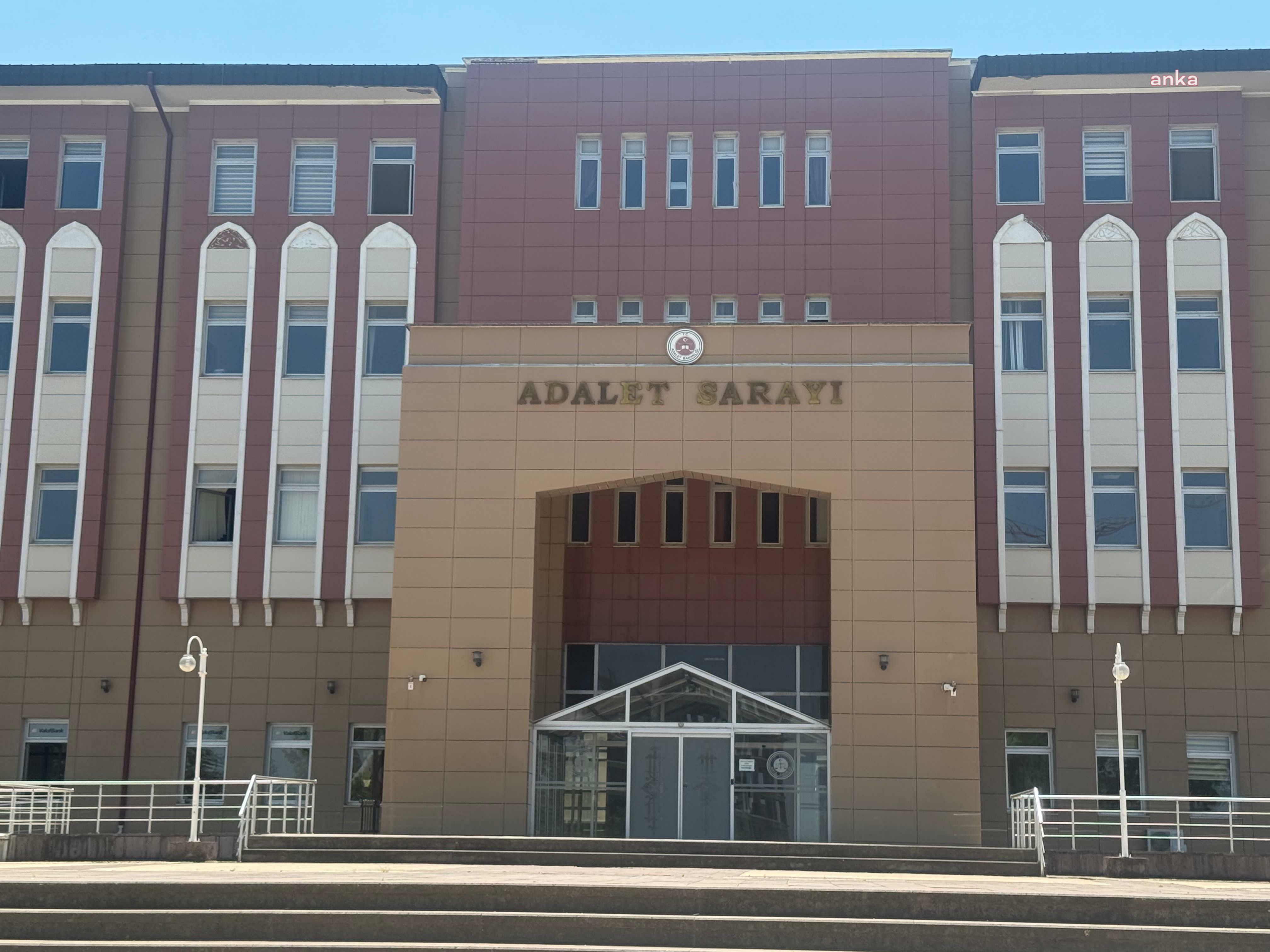 Manisa Barosu’ndan Yeni Akit Haber Müdürü hakkında suç duyurusu