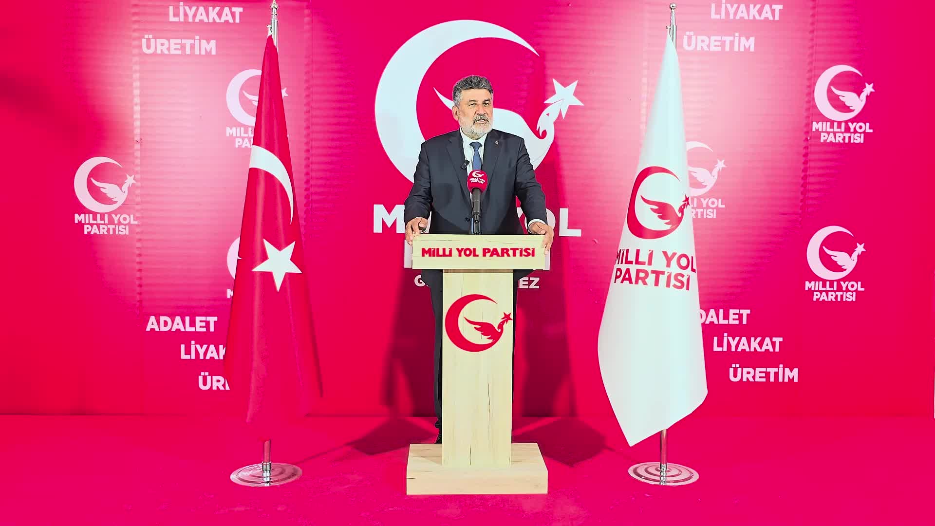 Remzi Çayır’dan iktidara: “Güç sizin elinizde diye kendi keyfi hukukunuzu bize evrensel hukuk diye dayatamazsınız. Bir gün düşersiniz”