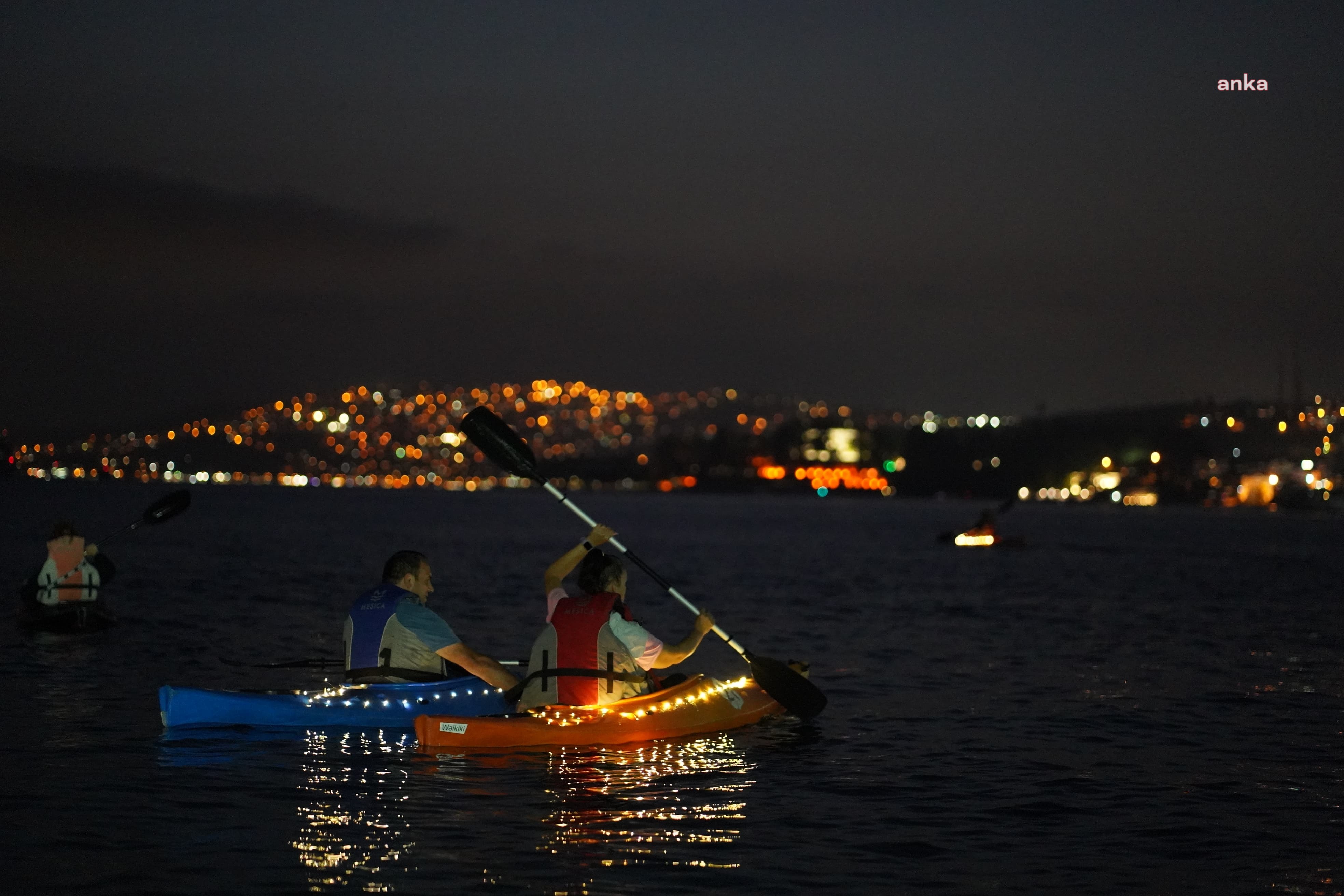 Beykoz’da Dolunay eşliğinde yoga ve kano etkinliği
