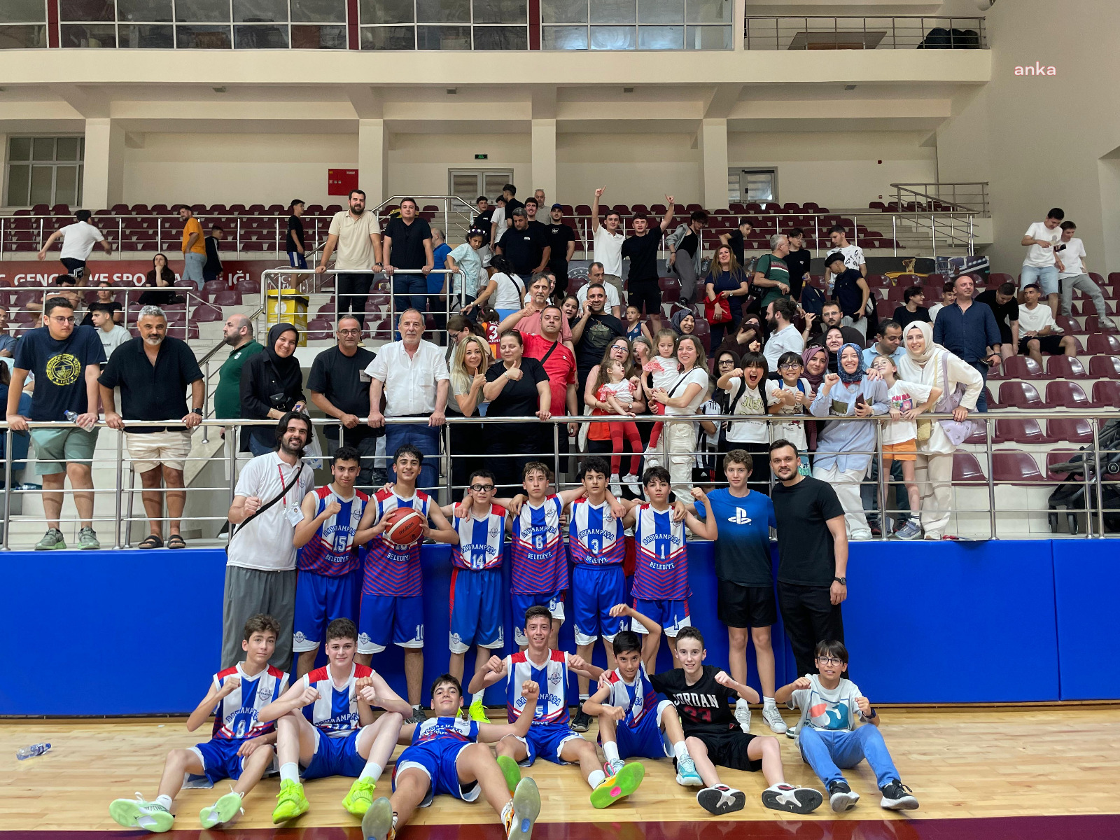 Bayrampaşa U14 Basketbol Takımı Avrupa Yakası şampiyonu oldu