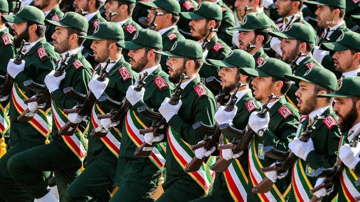 İsrail'in Zencan'a düzenlediği saldırıda üç Devrim Muhafızı öldü