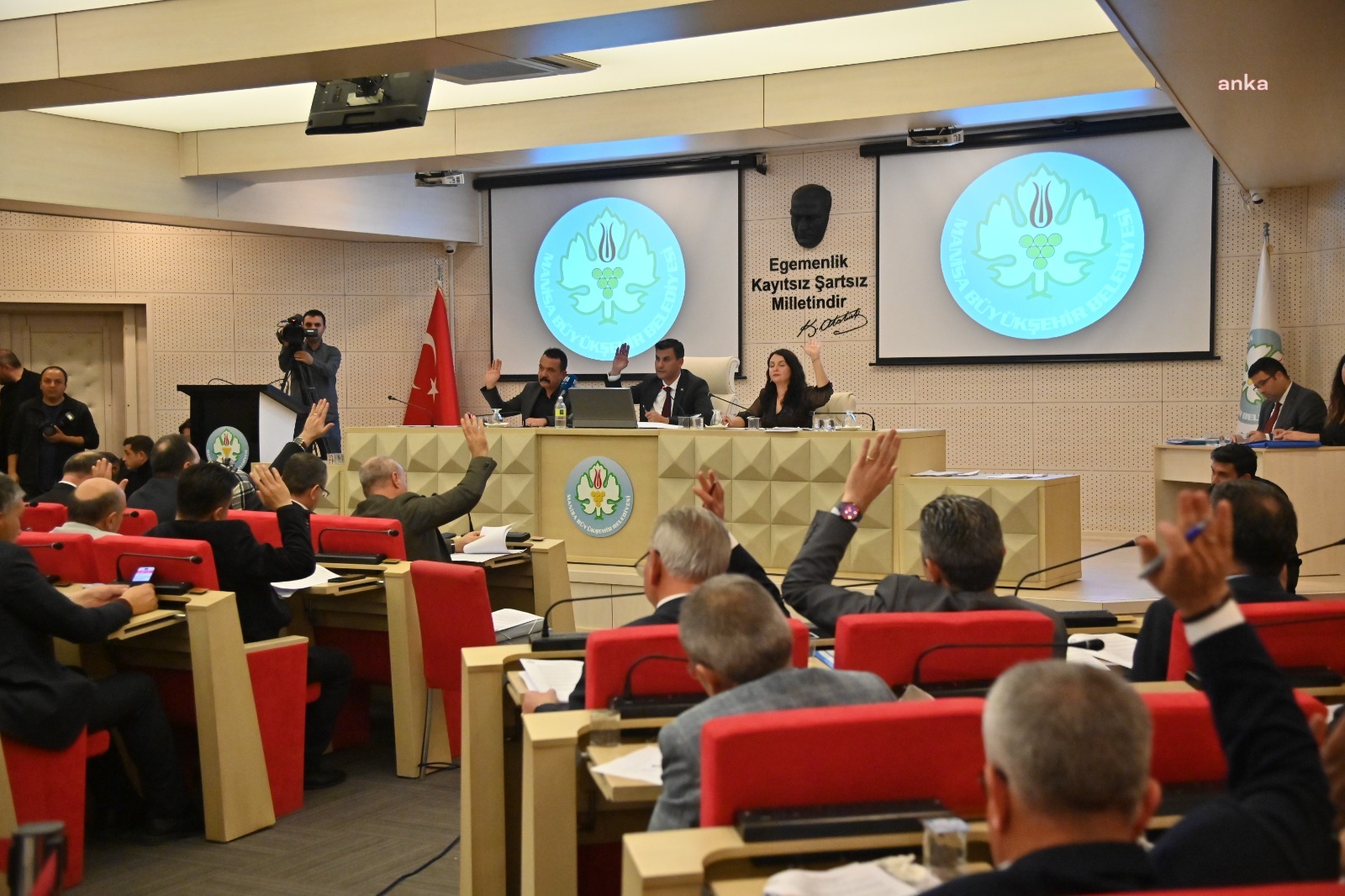 Manisa Büyükşehir Belediye Meclisi'nde 16 Haziran Pazartesi günü başkan seçimi yapılacak
