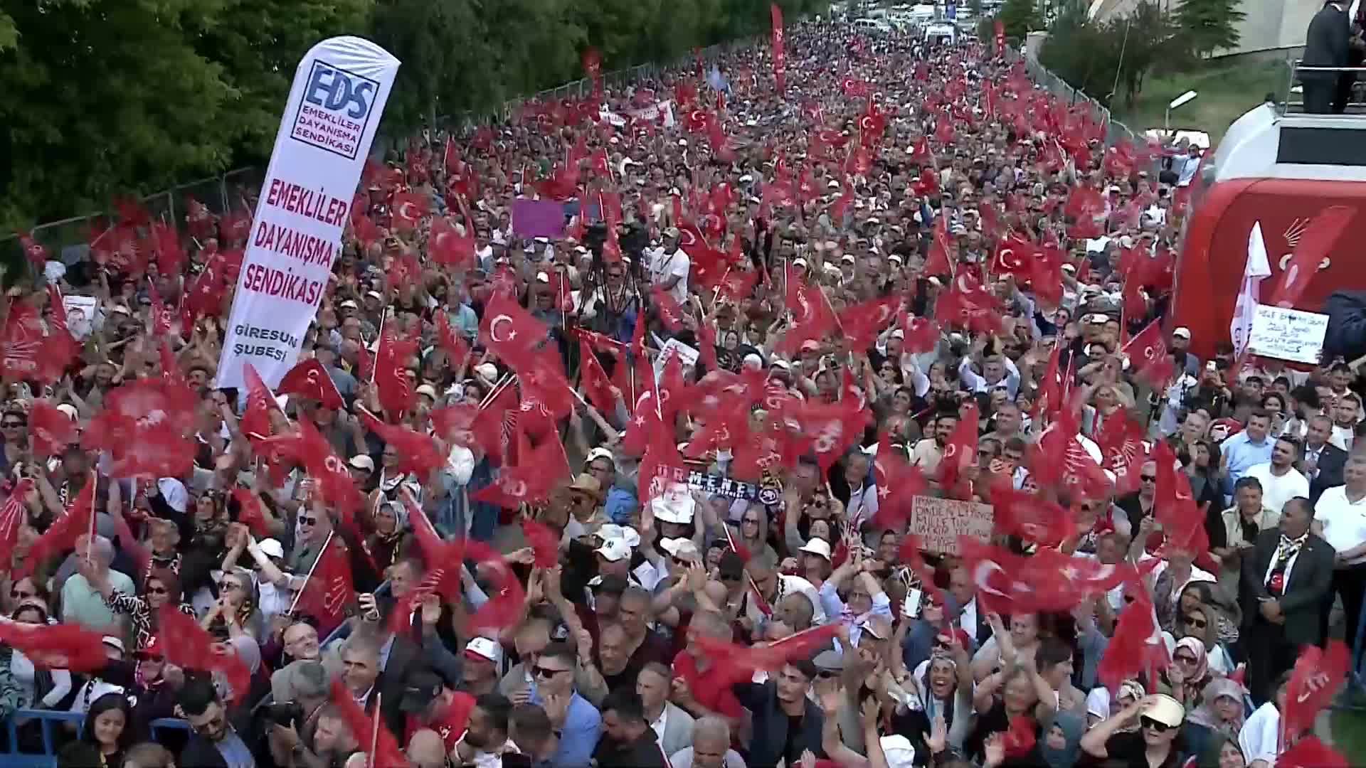 CHP'nin ''Millet İradesine Sahip Çıkıyor'' mitingi... Mansur Yavaş: "Türk milleti sandığa gittiği zaman bu haksızlıkları yapanlara ders verecektir"