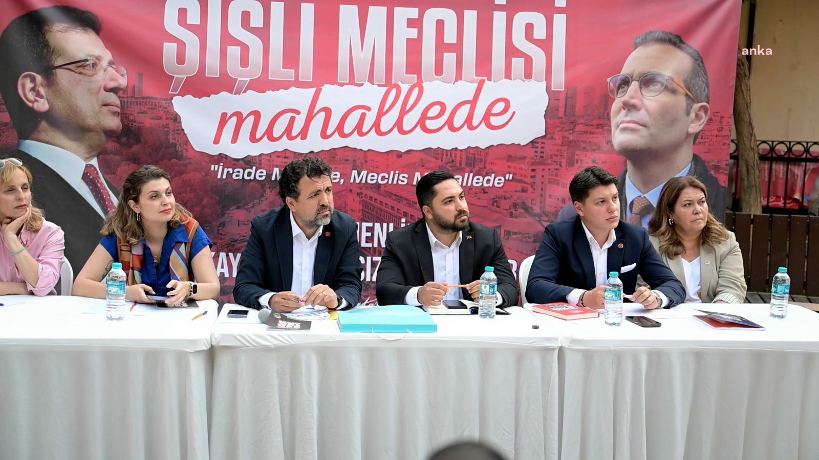 “Şişli Meclisi Mahallede” buluşmaları devam ediyor... Resul Emrah Şahan’dan demokrasi mesajı