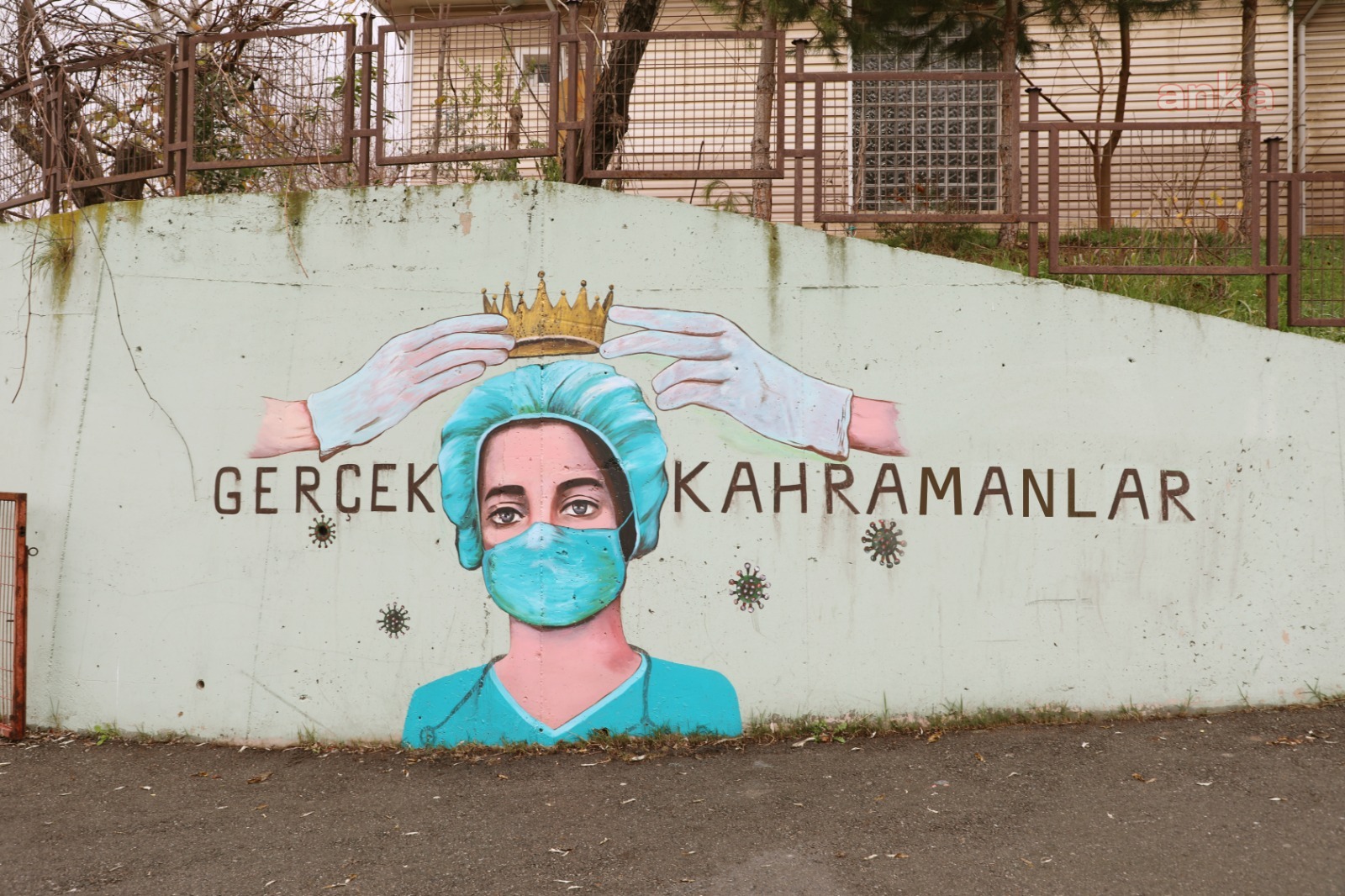 İZMİT BELEDİYESİ'NDEN GERÇEK KAHRAMANLARA KÜÇÜK BİR JEST