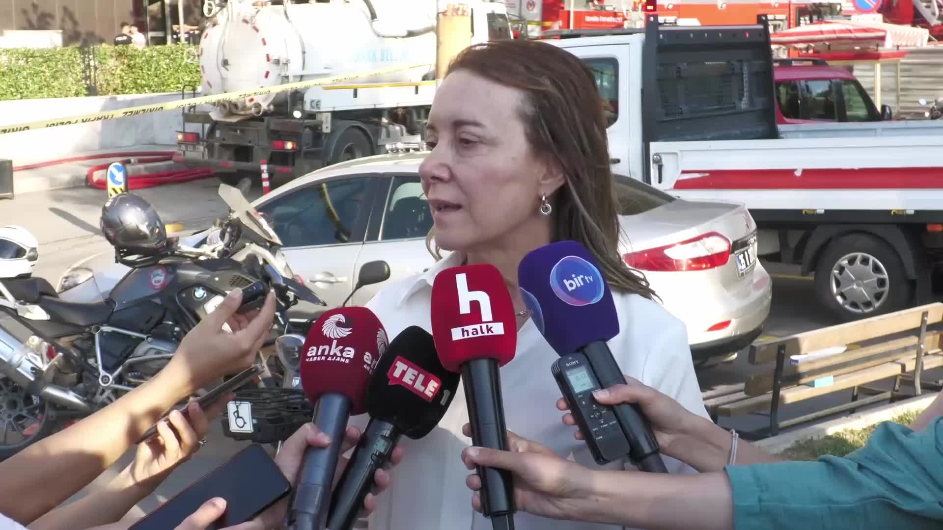 İzmir Konak yangınında son durum... Konak Belediye Başkanı Mutlu: "Yangın kontrol altına alındı"