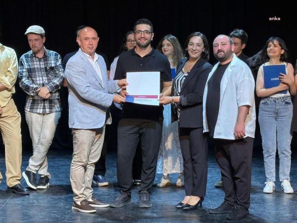 Silivri’de “Çehovyen” oyunu sahnelendi