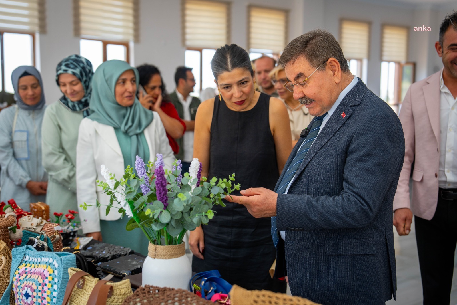 Gölbaşı Belediyesi kursiyerlerinin sergisi ziyarete açıldı