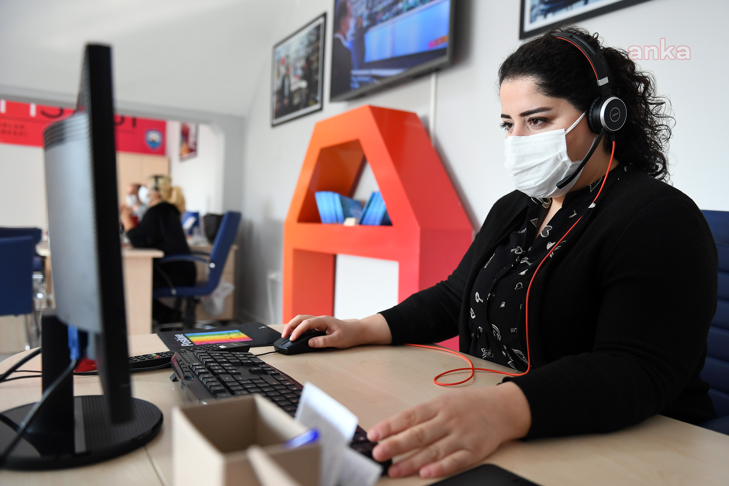 MERSİN BÜYÜKŞEHİR’DEN ESNAFA 500 TL SU FATURASI DESTEĞİ SÜRÜYOR