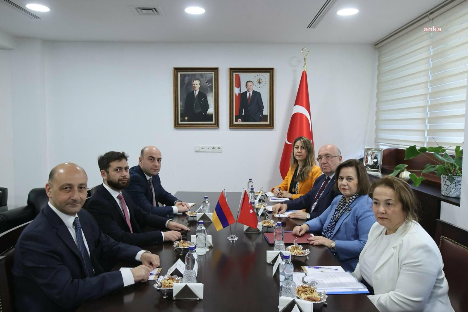 Ankara'da Türkiye-Ermenistan teması: Dışişleri bakan yardımcıları görüştü