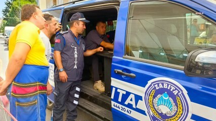 Silivri’de zabıta ekipleri halk sağlığı için sahada
