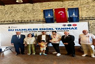 Satranç turnuvasında hamleler engelleri aştı
