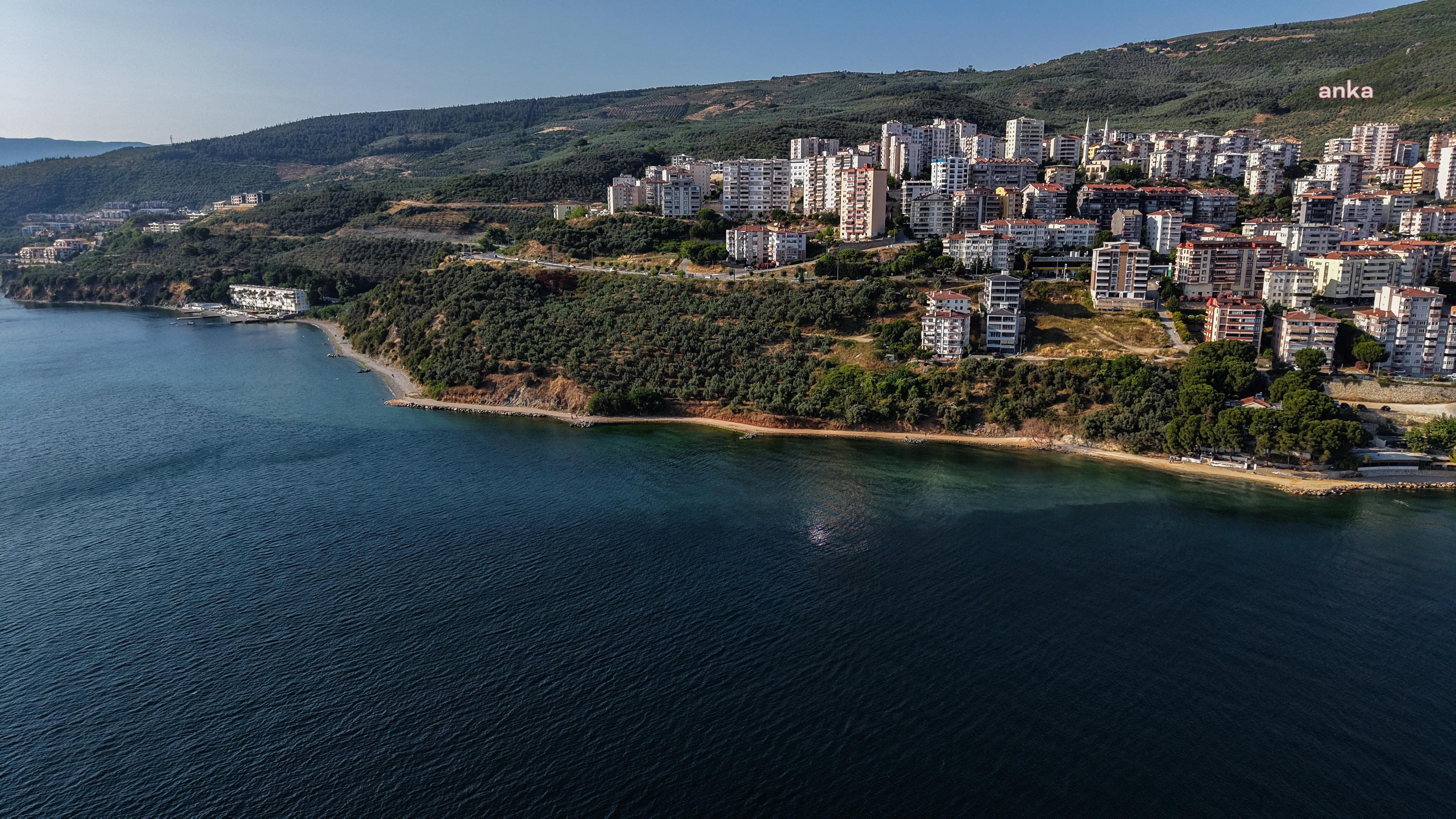 Gemlik Belediyesi, sahildeki yürüyüş bandını uzatıyor