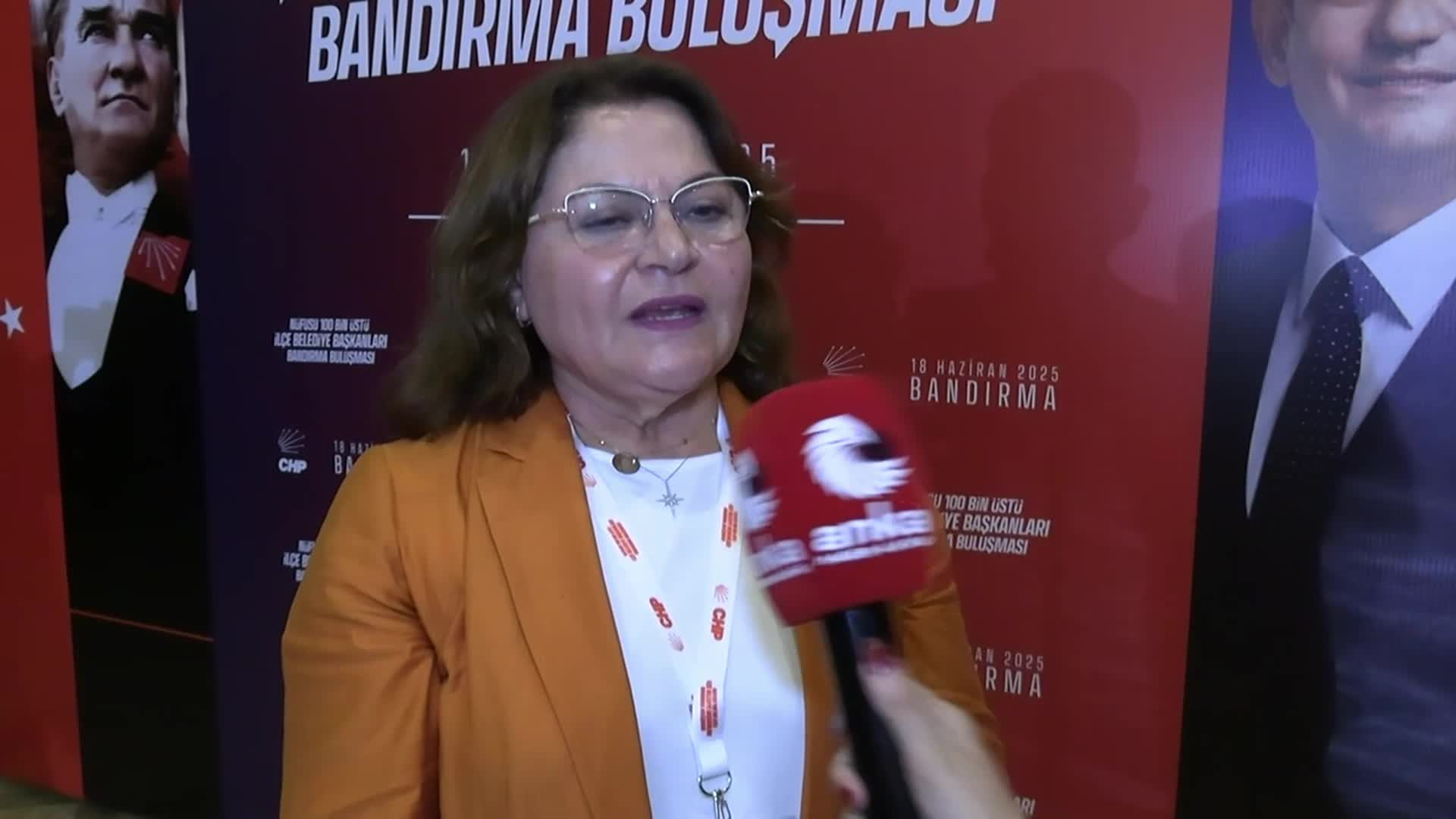 CHP'nin İlçe Belediye Başkanları Toplantısı... Didim Belediye Başkanı Hatice Gençay: "Birlik ve dayanışmamızı güçlendiriyoruz"
