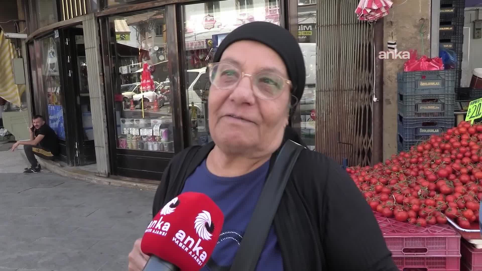 Vatandaş tepkili: ''Karpuz kavun çıkalı almış değilim, yani meyveye hasret kaldım"