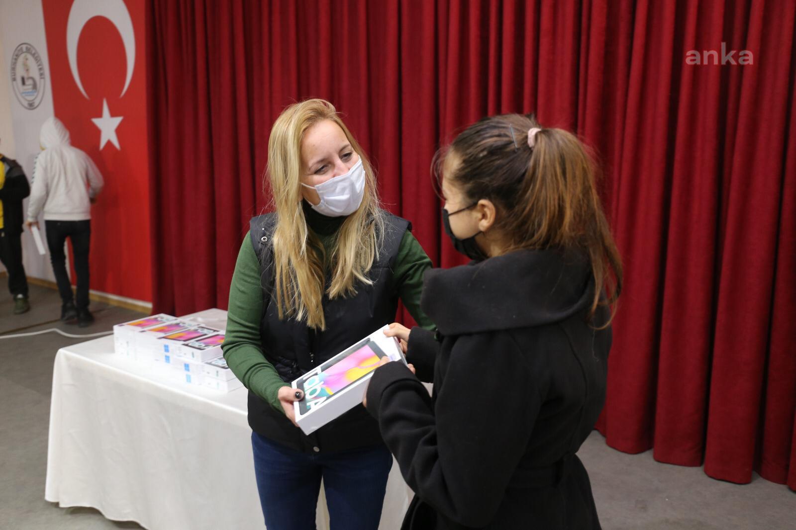 BURHANİYE BELEDİYESİ 250 TABLET DAĞITTI