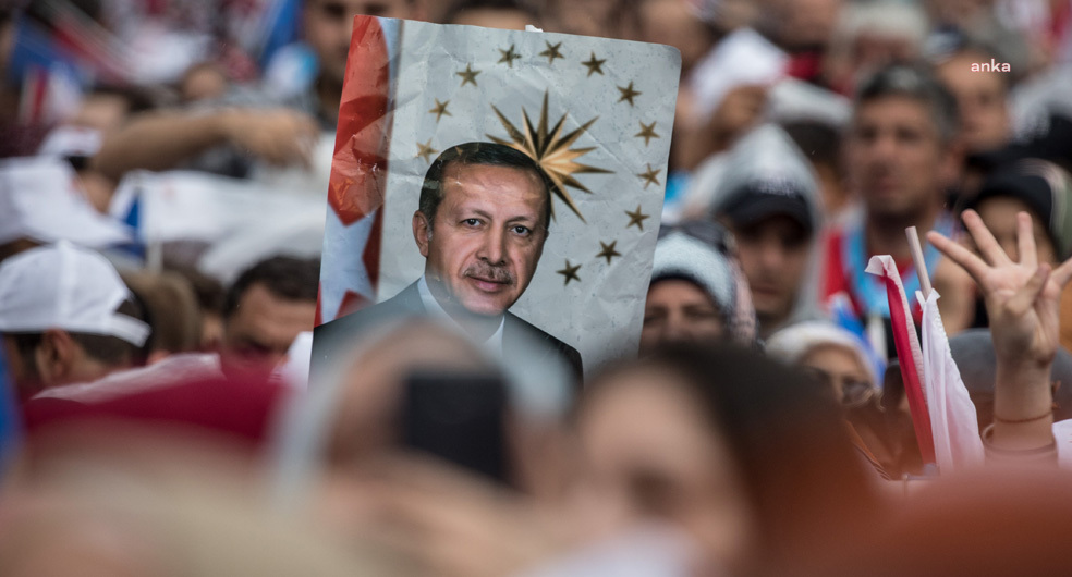 Toplum Çalışmaları Enstitüsü: "AK Partililerin yüzde 41’i ekonomik durumundan memnun değil"