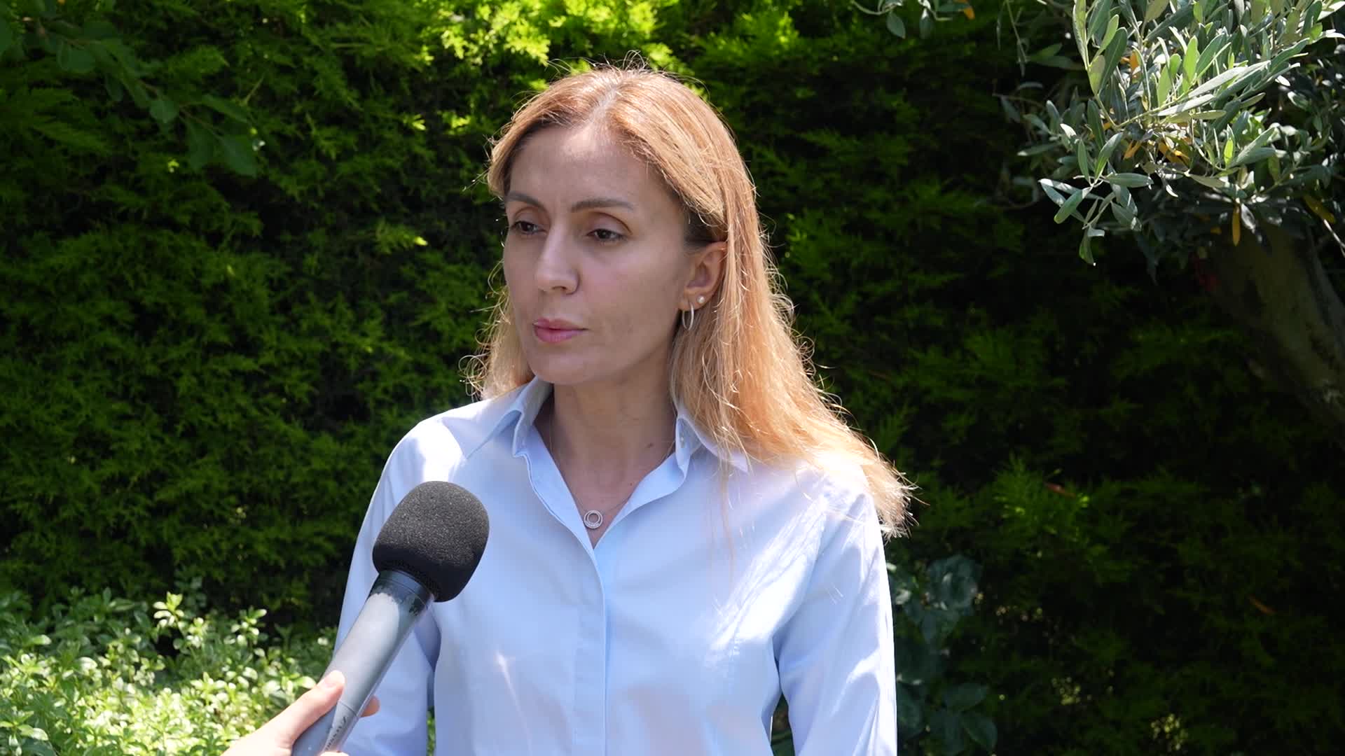 Cezaevinde 15 kilo veren ve sağlık nedeniyle tahliyesi istenen Mehmet Murat Çalık'ın eşi Zehra Çalık: Herkesi vicdanlı olmaya davet ediyorum