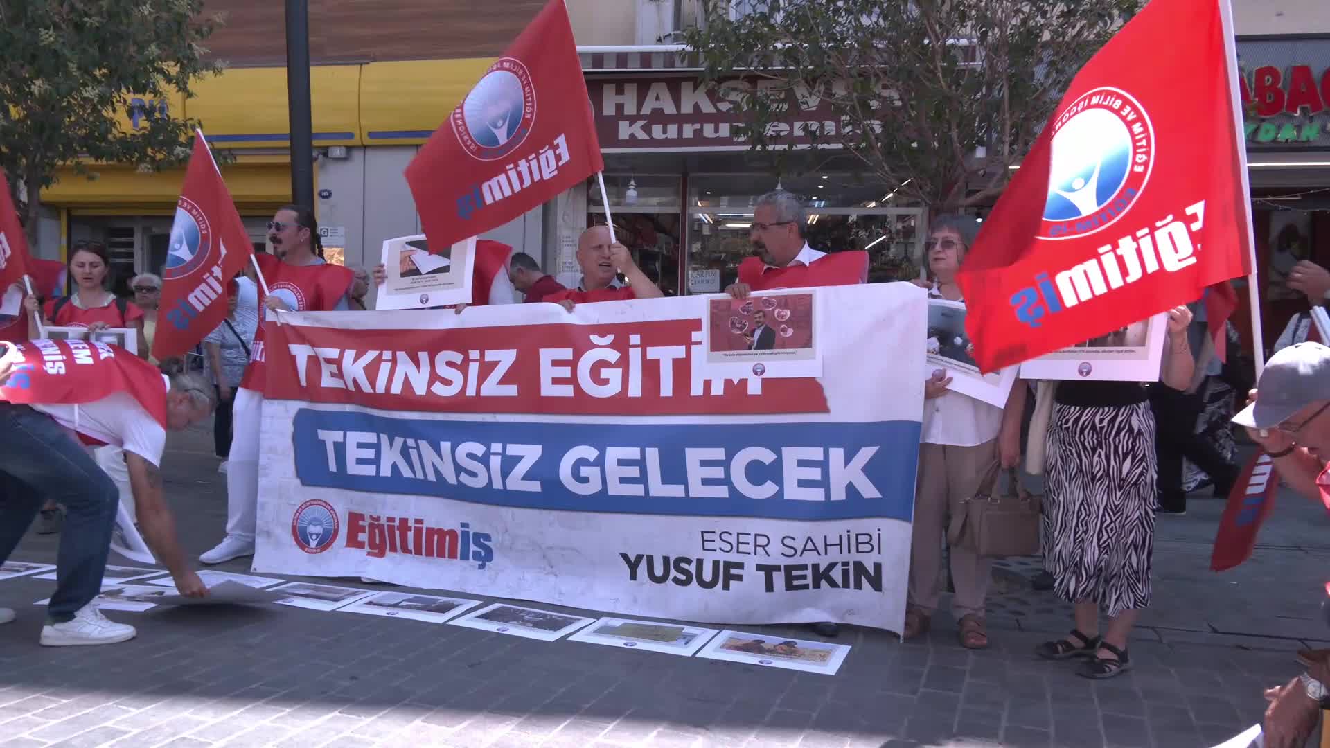 Eğitim İş Sendikası İzmir Şubelerinden "Tekinsiz Eğitim, Tekinsiz Gelecek" sergisi