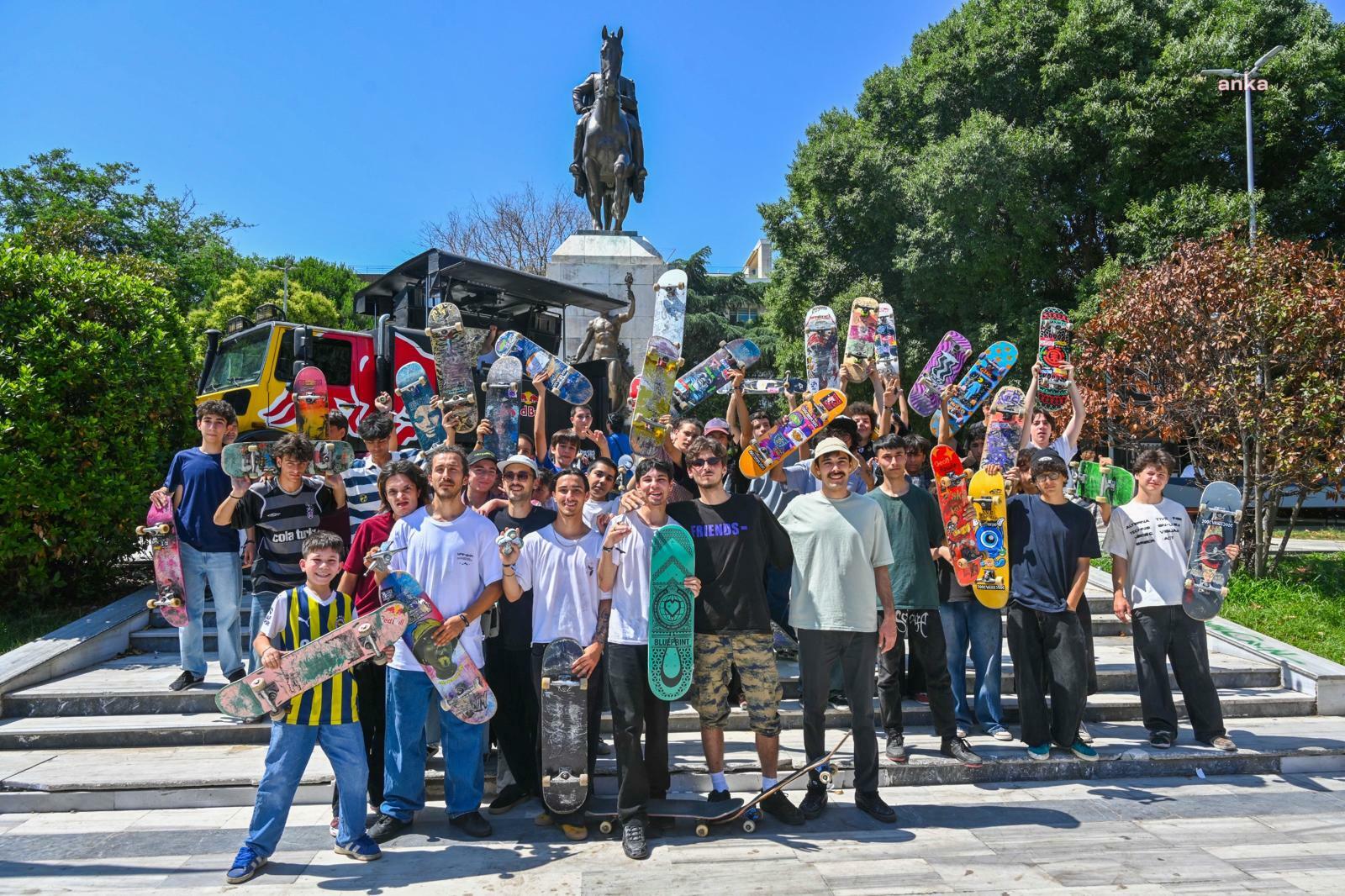 Dünya Kaykay Günü, Beşiktaş Belediyesi'nin desteğiyle Maçka İnönü Parkı'nda kutlandı