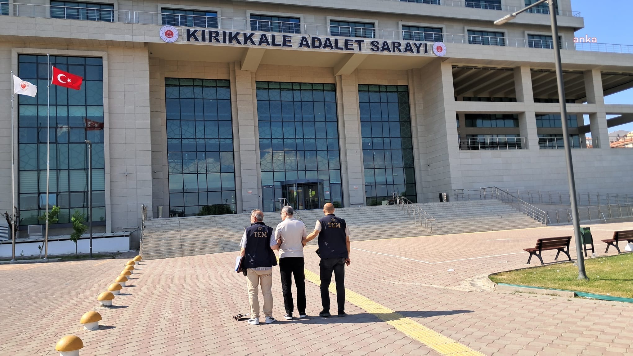Kırıkkale’de firari FETÖ hükümlüsü sahte kimlikle yakalandı