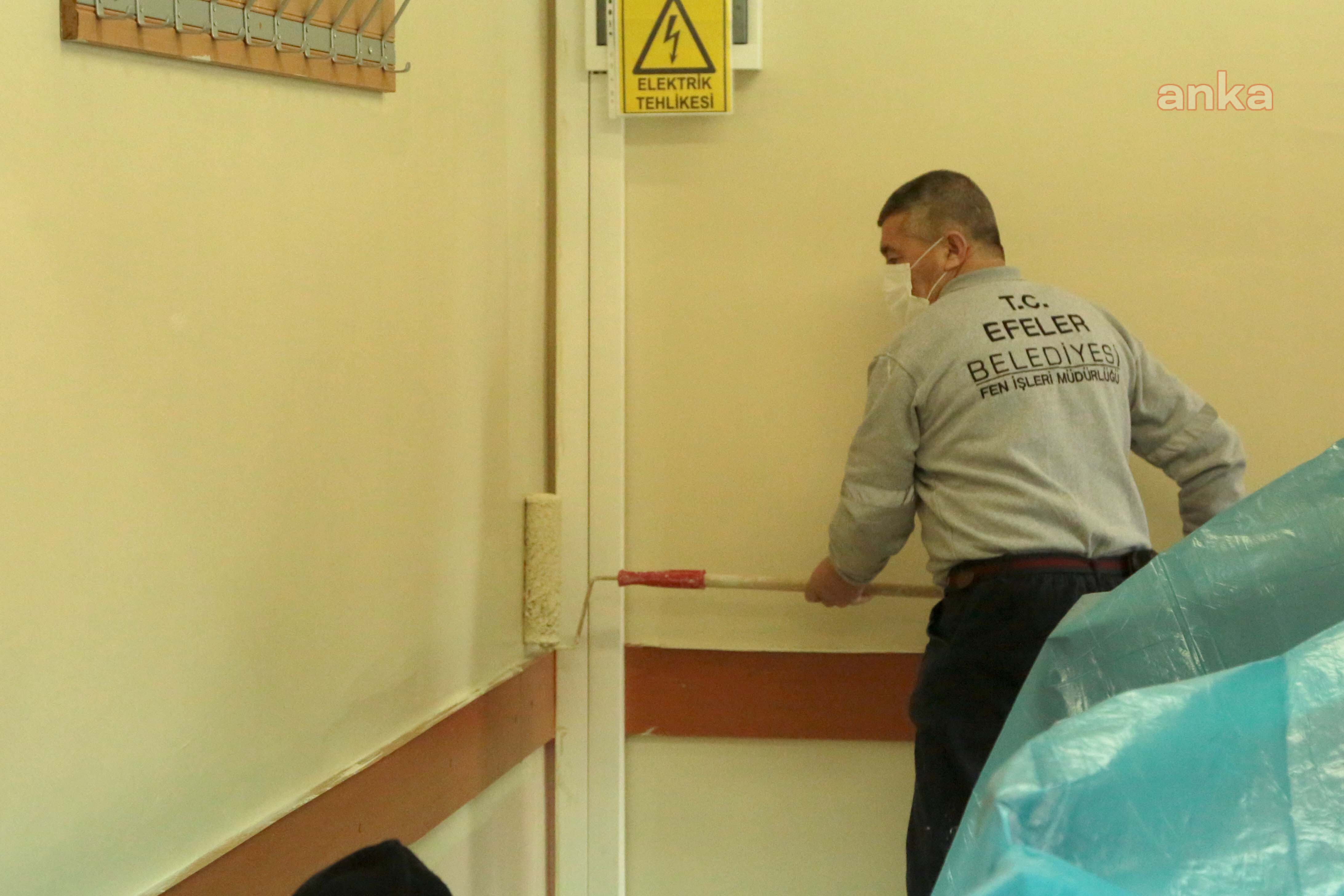 EFELER’DE OKULLAR BOYANIYOR