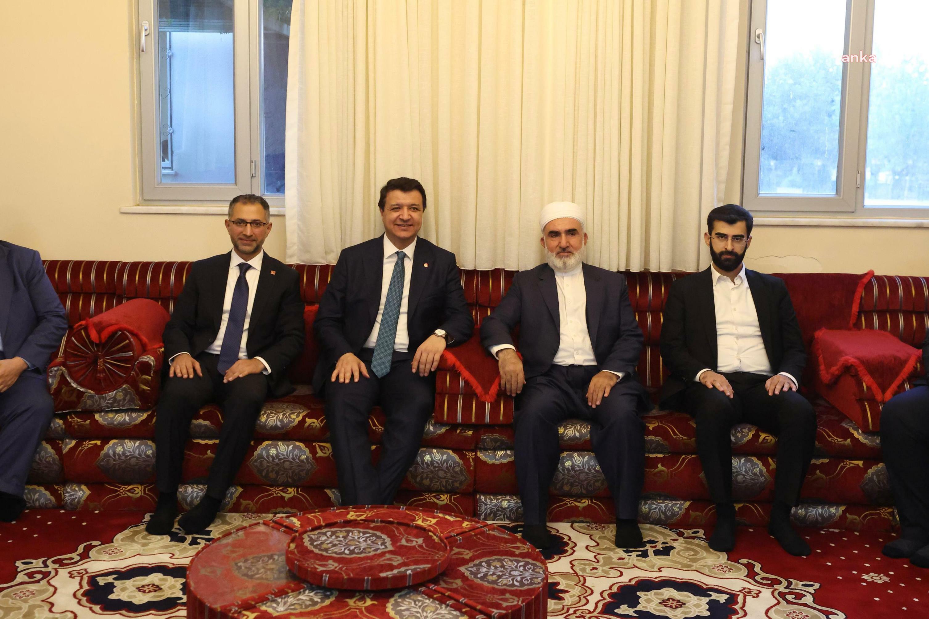 Mahmut Arıkan, Diyarbakır'da Suffe Medresesi'ni ziyaret etti