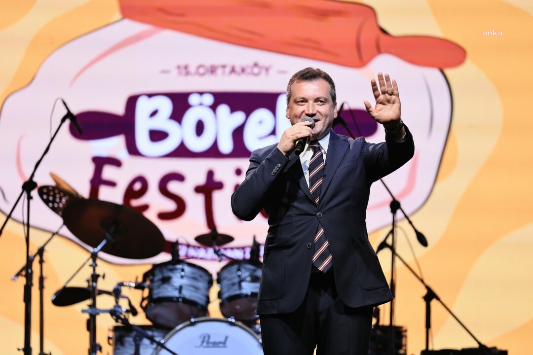 Silivri'de 15. Ortaköy Börek Festivali renkli görüntülere sahne oldu