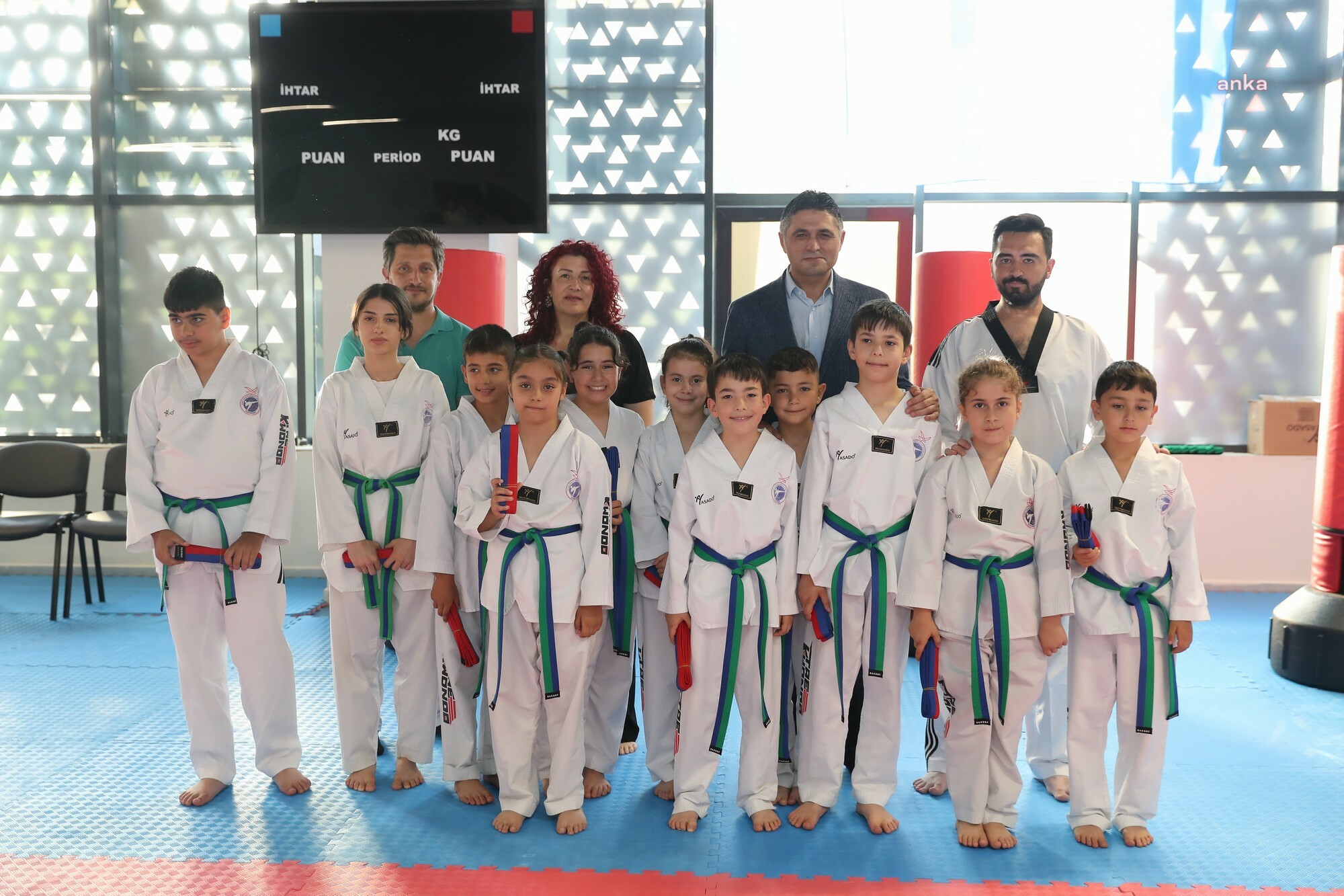 Aliağalı taekwondocular Türkiye ve Avrupa Şampiyonası’na hazırlanıyor