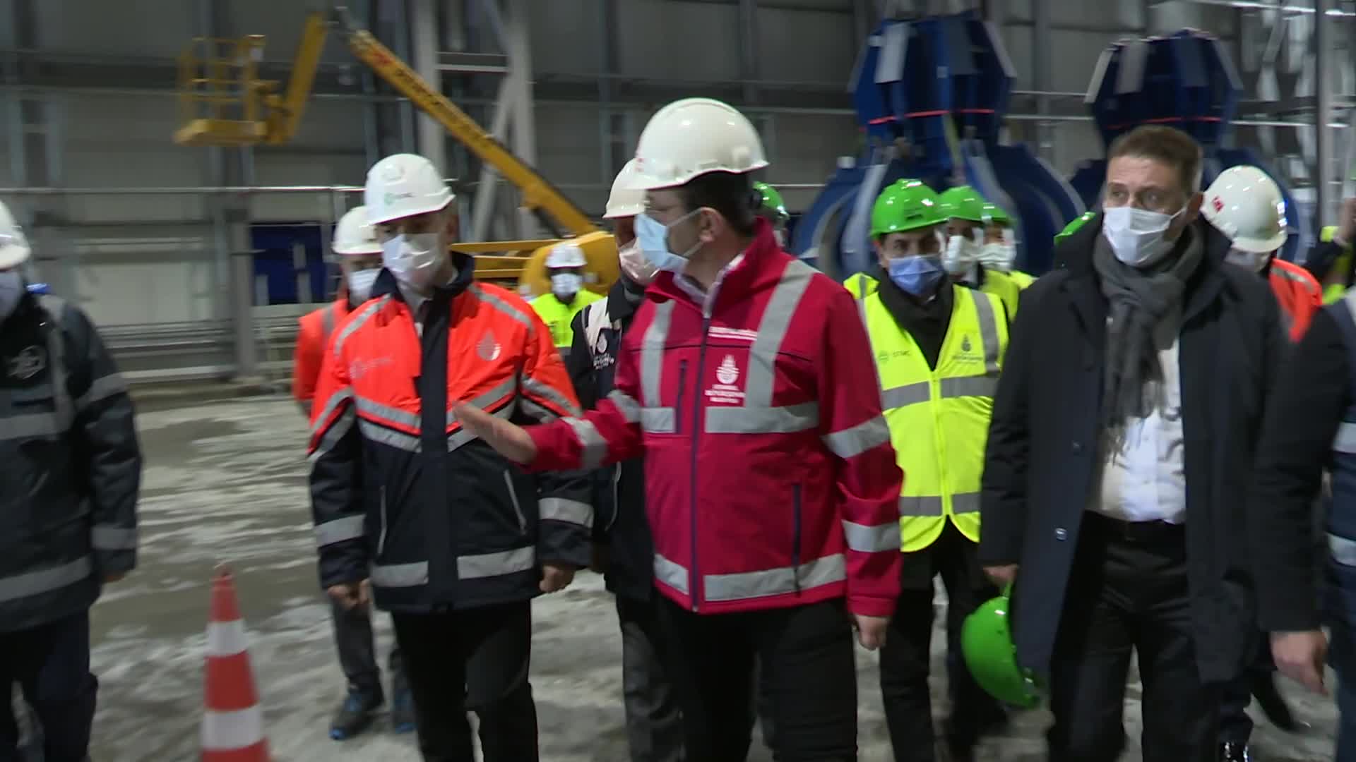 TÜRKİYE'DE İLK: İSTANBUL'DA 1,4 MİLYON KİŞİNİN ELEKTRİĞİ EVSEL ATIKLARDAN ÜRETİLECEK