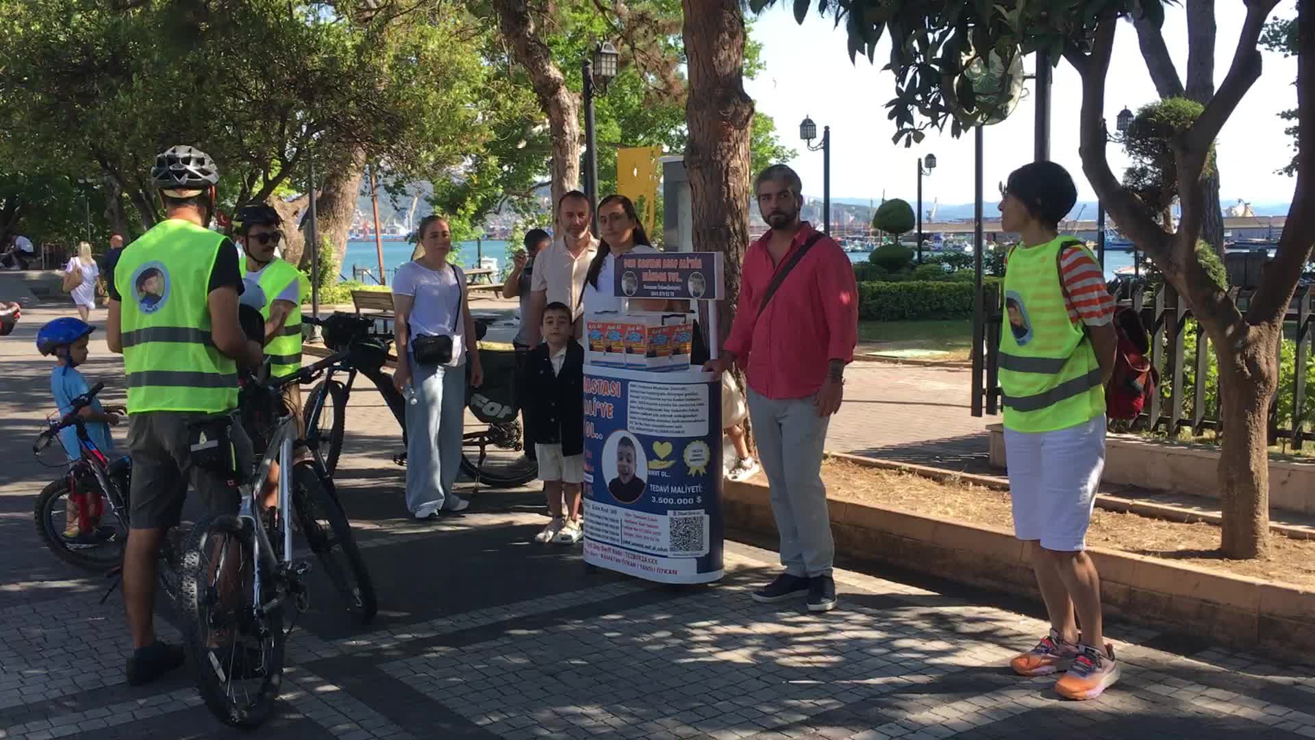 Zonguldak'ın Ereğli ilçesinde DMD hastası Asaf Ali için farkındalık etkinliği
