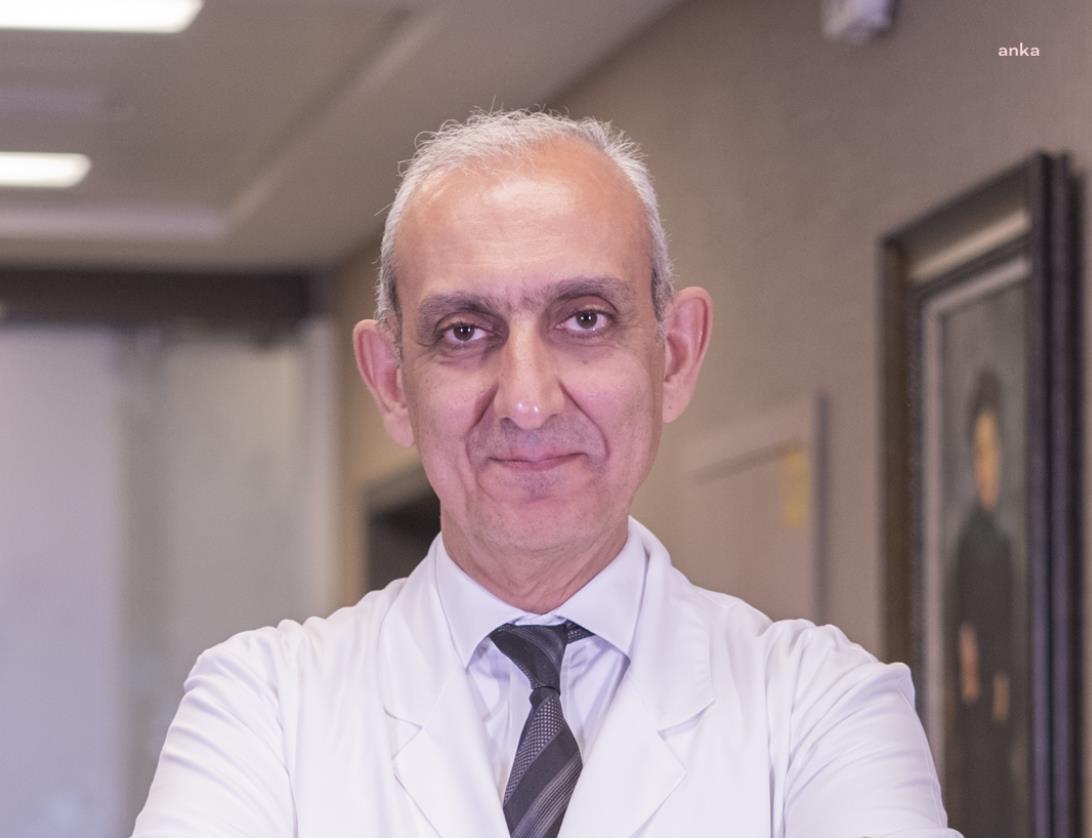 Prof. Dr. Burak Işık, karaciğer yetmezliğinde nakil zamanlamasına dikkati çekti