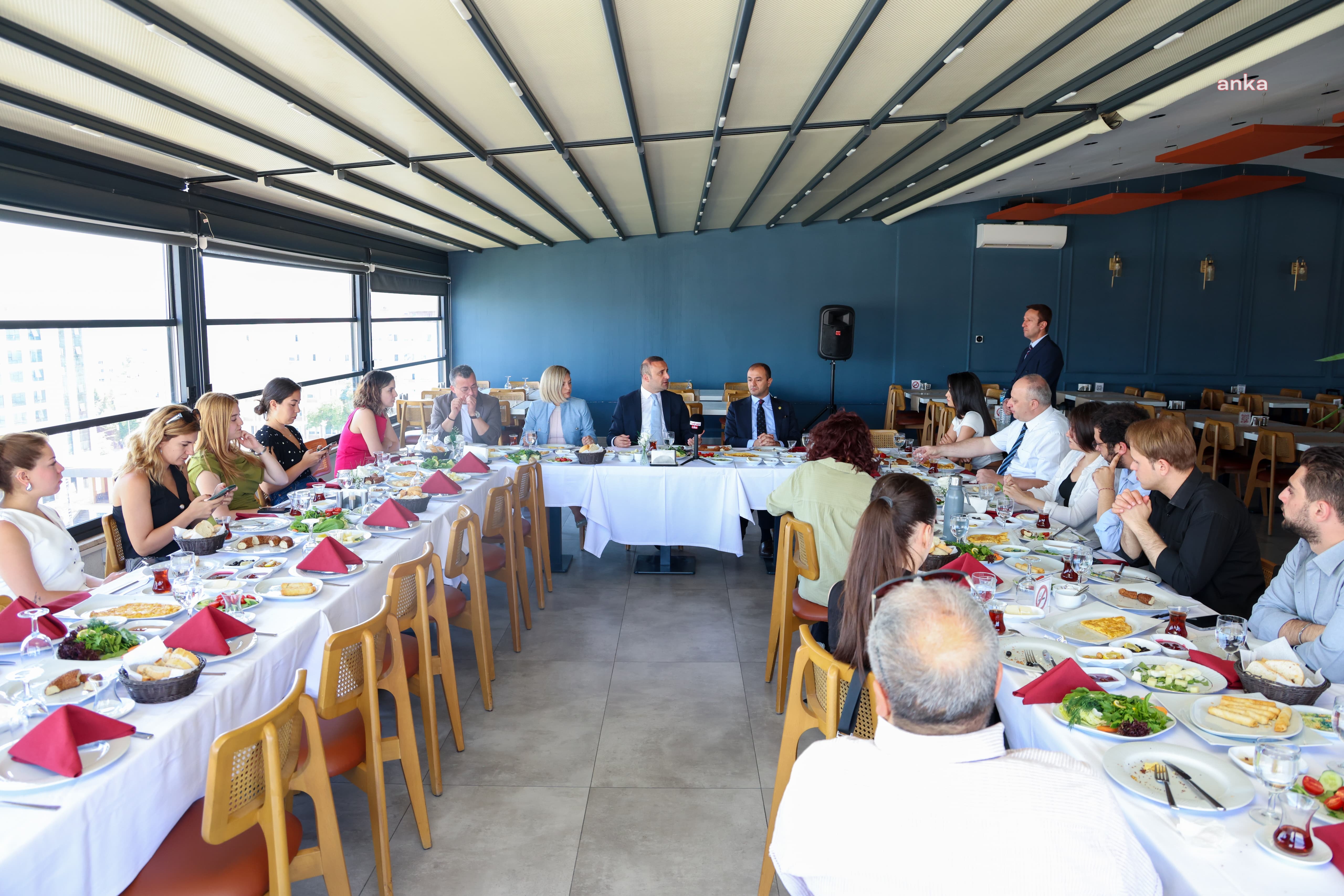Ankara Barosu Başkanı Köroğlu: “Avukatlara yönelen her müdahale, yurttaşın adalet arayışına vurulmuş bir darbedir”