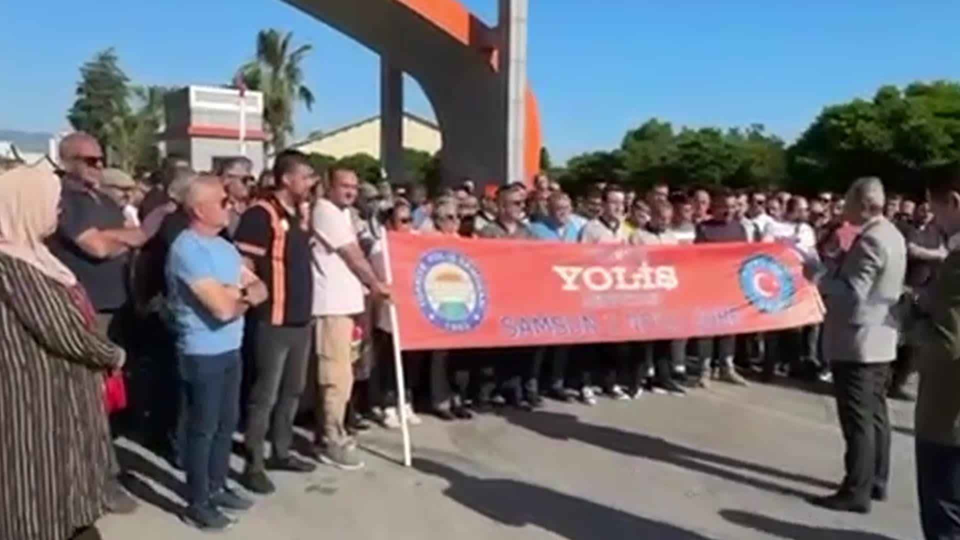 Yol İş Sendikası üyeleri, kamu işçisi için önerilen zam teklifini Karabük ve Samsun'da protesto etti