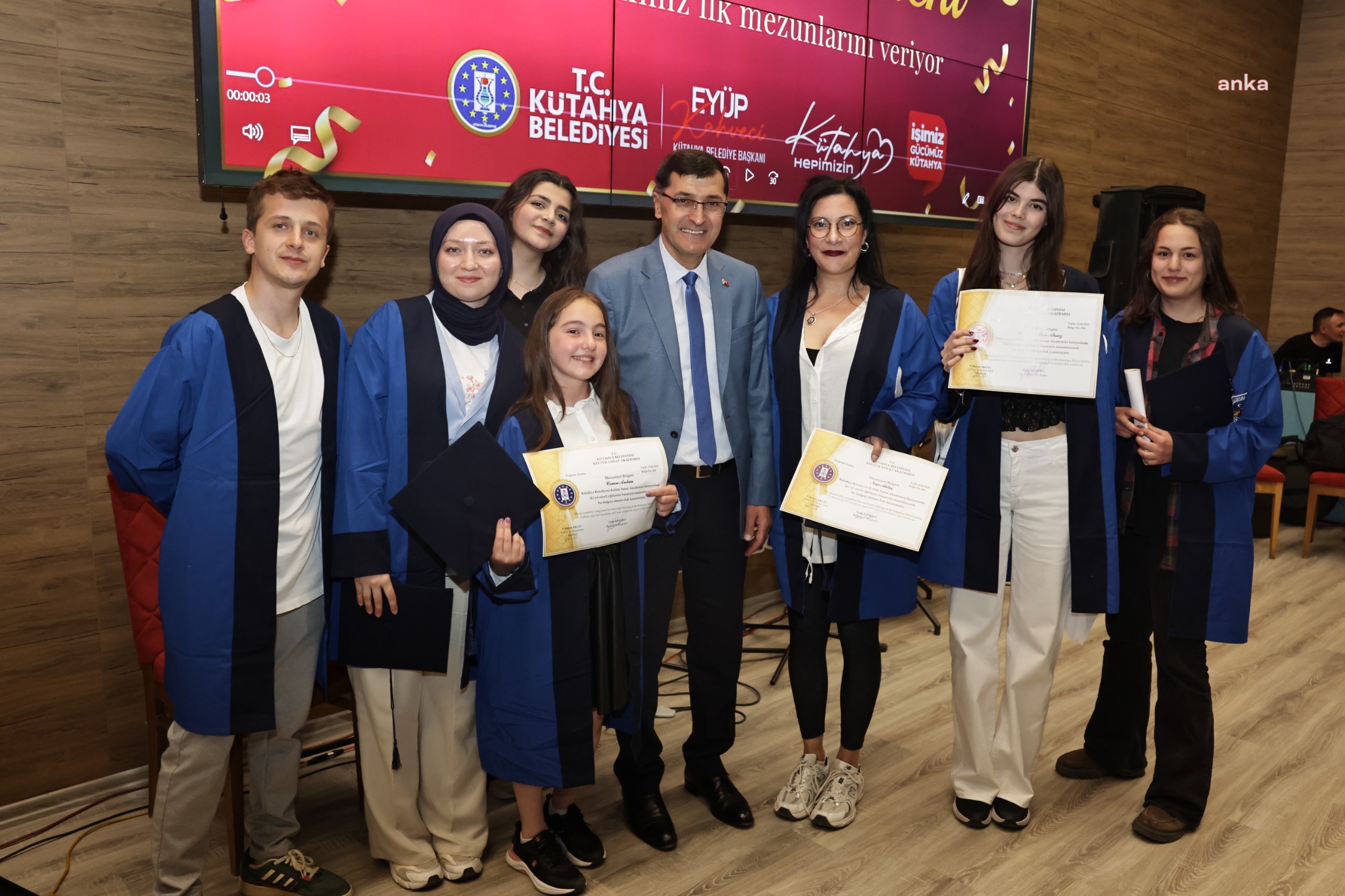 Kütahya Belediyesi Kültür Sanat Akademisi, ilk mezunlarını verdi