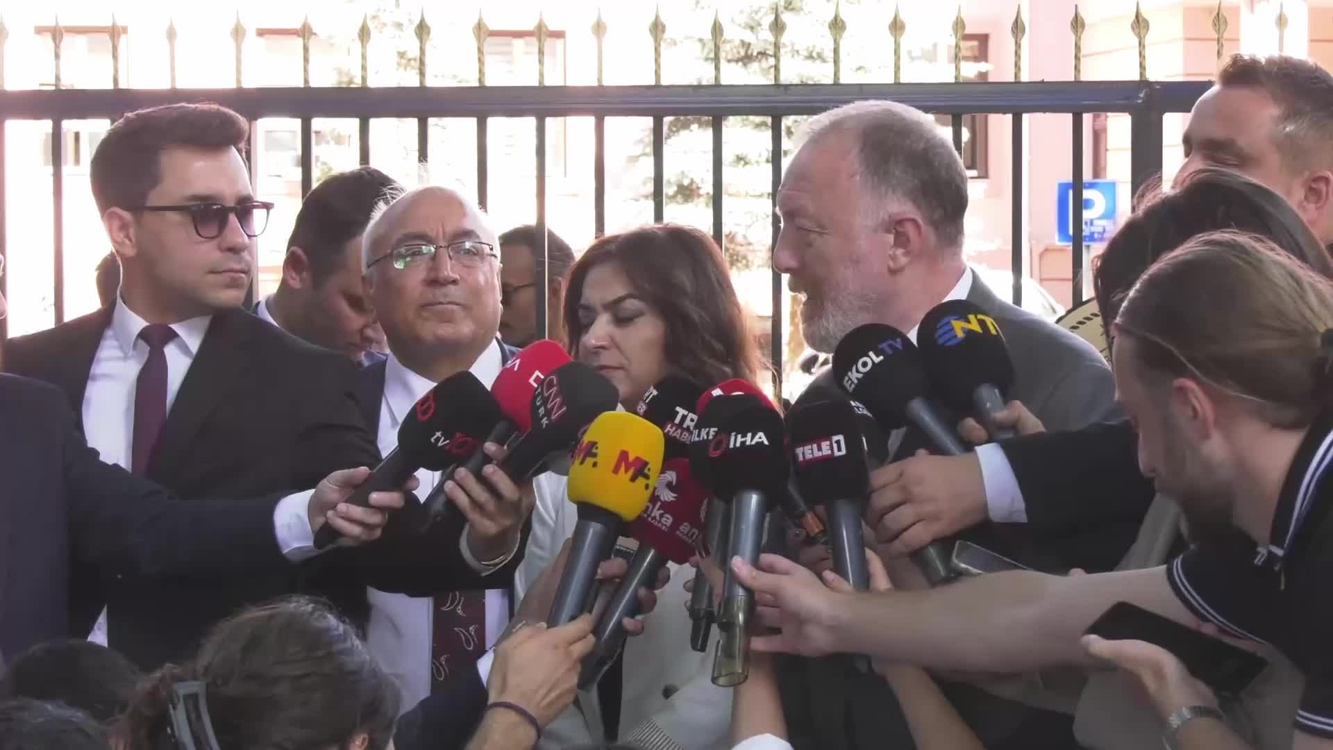 DEM Parti Grup Başkanvekilleri Gülistan Kılıç Koçyiğit ve Sezai Temelli, Adalet Bakanı Yılmaz Tunç ile görüştü