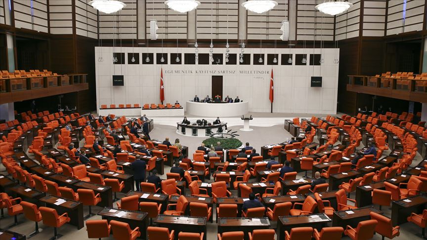 İÇİŞLERİ BAKANI'NIN DERNEKLERDE GÖREVDEN ALMA YETKİSİNDE DEĞİŞİKLİĞE GİDİLDİ