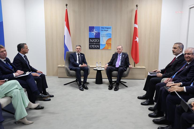 Cumhurbaşkanı Erdoğan, Hollanda Başbakanı Schoof ile bir araya geldi