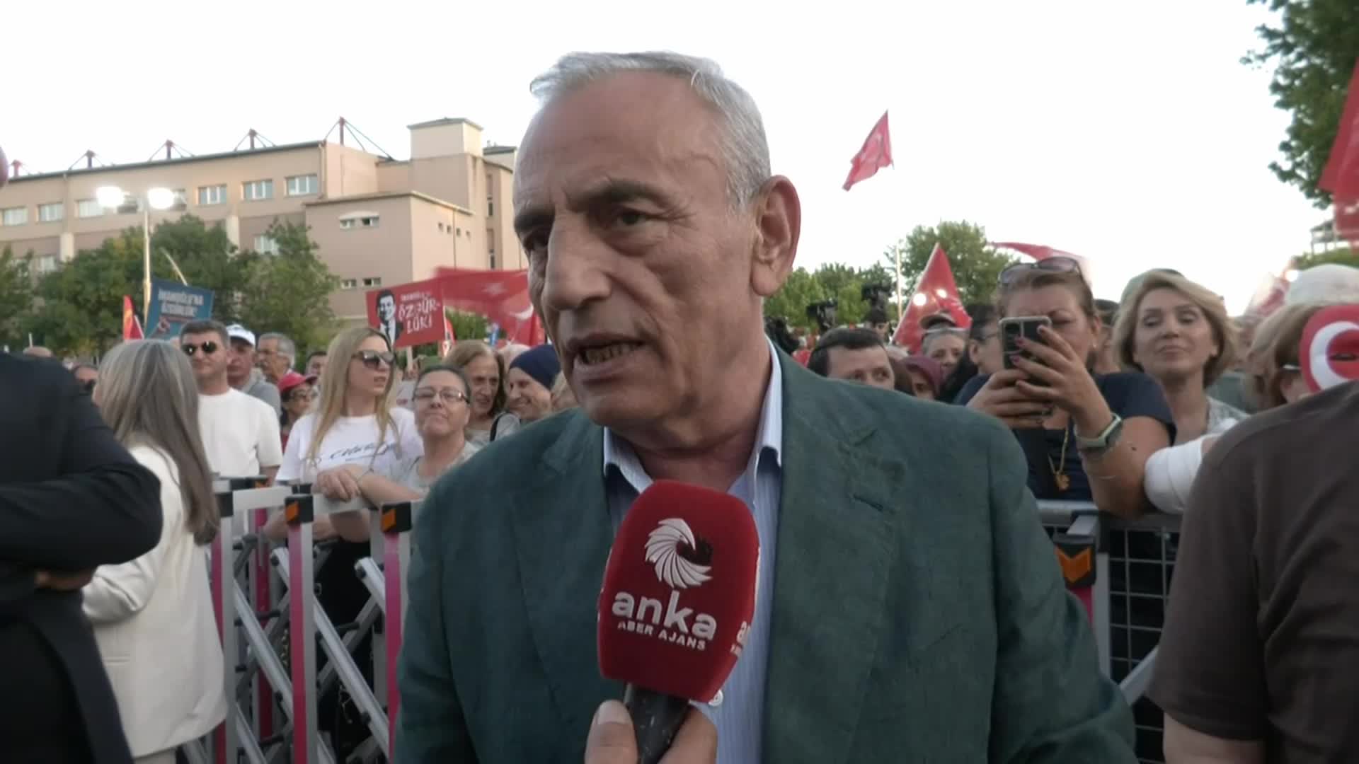 CHP'nin Büyükçekmece mitingi... Küçükçekmece Belediye Başkanı Çebi, "Toplumla dertleşiyoruz, buna devam edeceğiz"