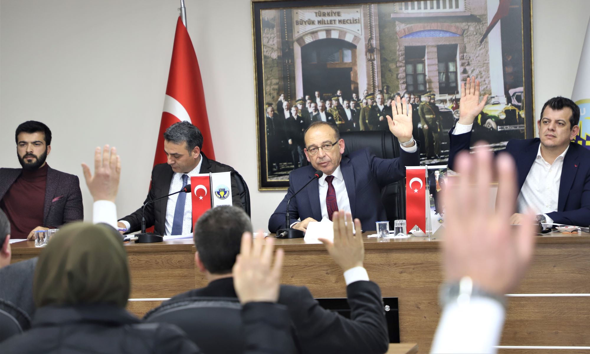 TURGUTLU BELEDİYESİ NİSAN AYI MECLİS TOPLANTISI ERTELENDİ
