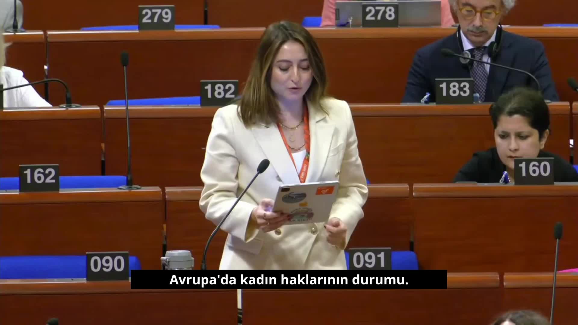 AKPM'de Türkiye’nin İstanbul Sözleşmesi'nden çekilmesine eleştiri...  CHP'li Bankoğlu: "İstanbul Sözleşmesi'ni yeniden onaylamalı ve tam olarak uygulanmasını sağlamalıyız"