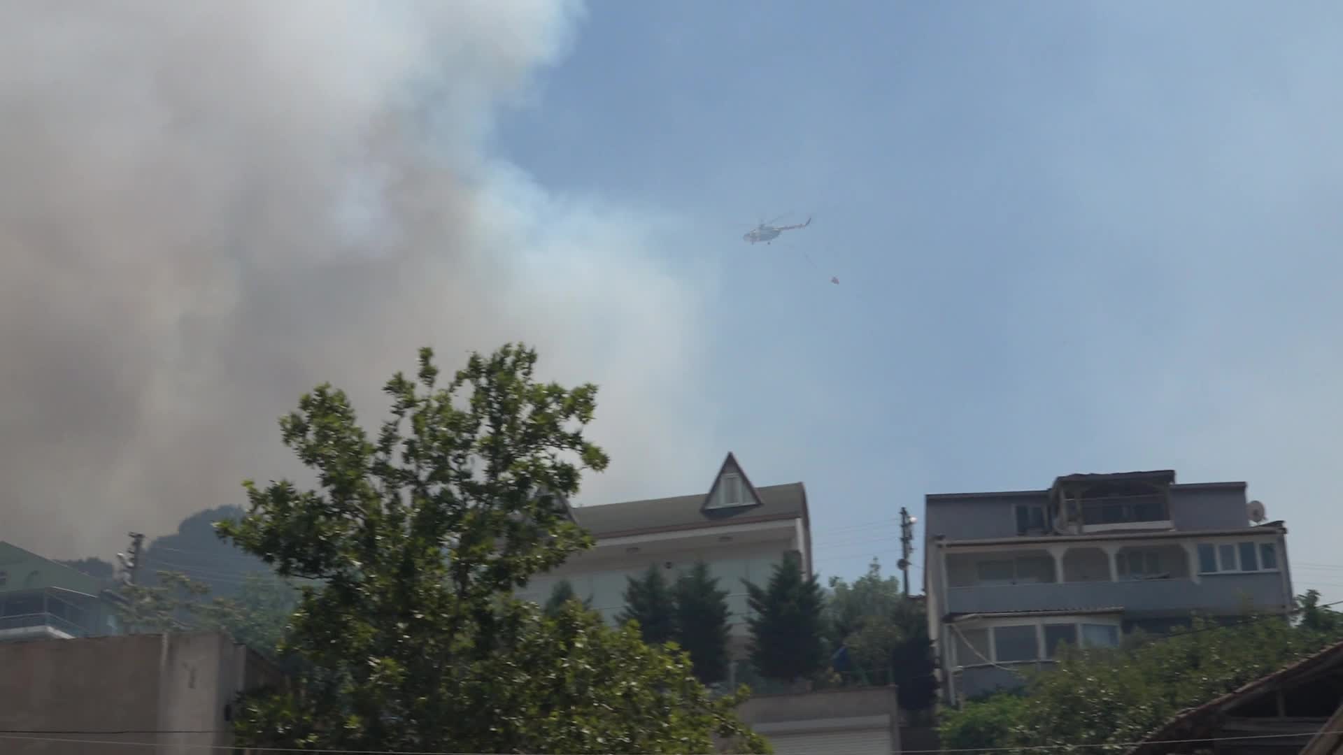 Osmangazi Belediye Başkanı Aydın, İsmetiye’deki yangın bölgesinde