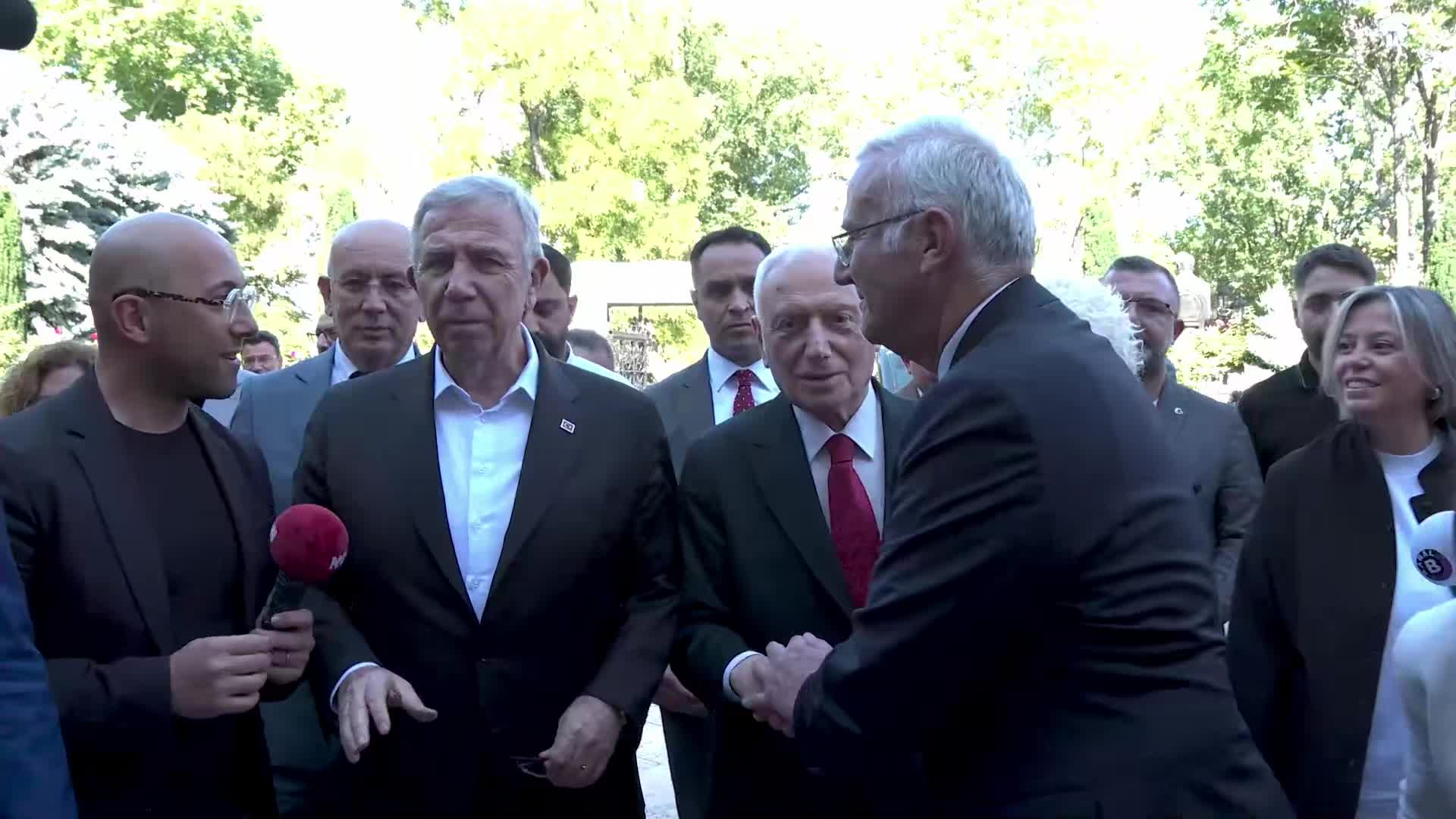 Mansur Yavaş: Fatih Altaylı'nın açıklamaları doğru değil. Herkes konuşuyor. Konuşmak serbest bu ülkede