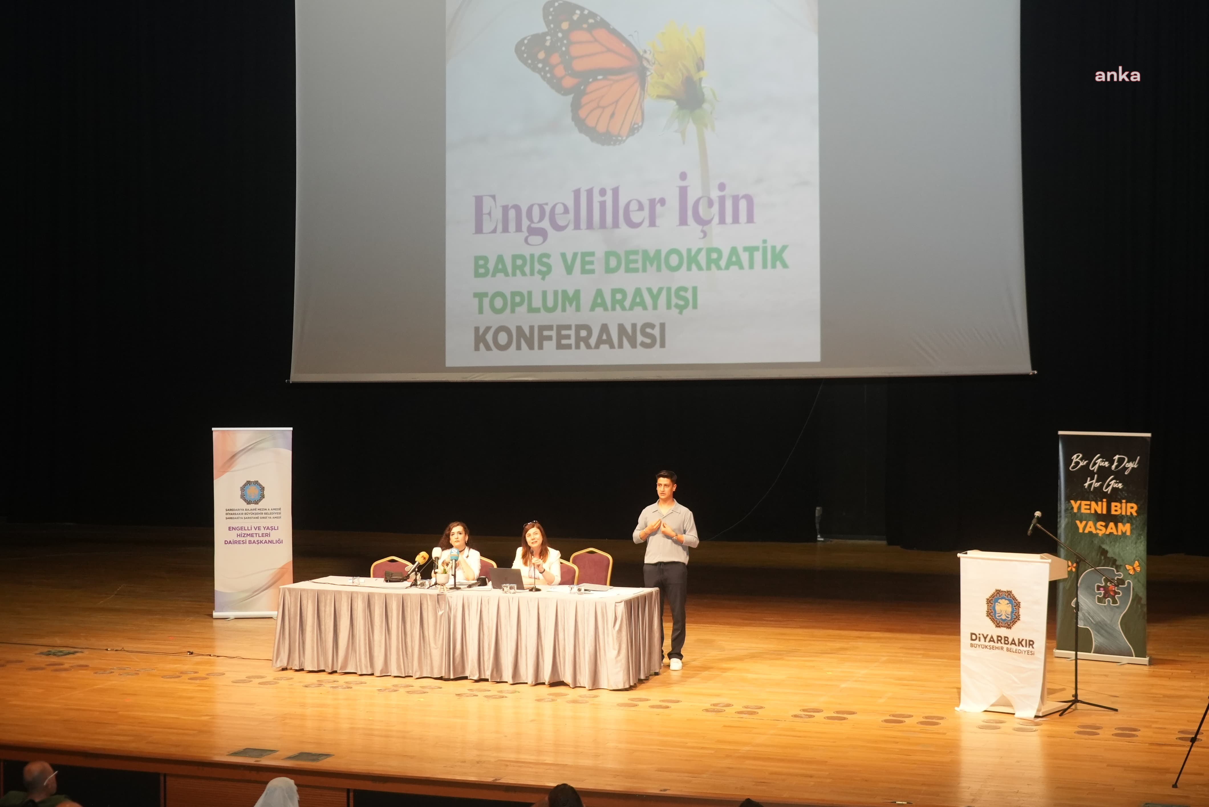 Diyarbakır'da ''Engelliler İçin Barış ve Demokratik Toplum Arayışı'' Konferansı…