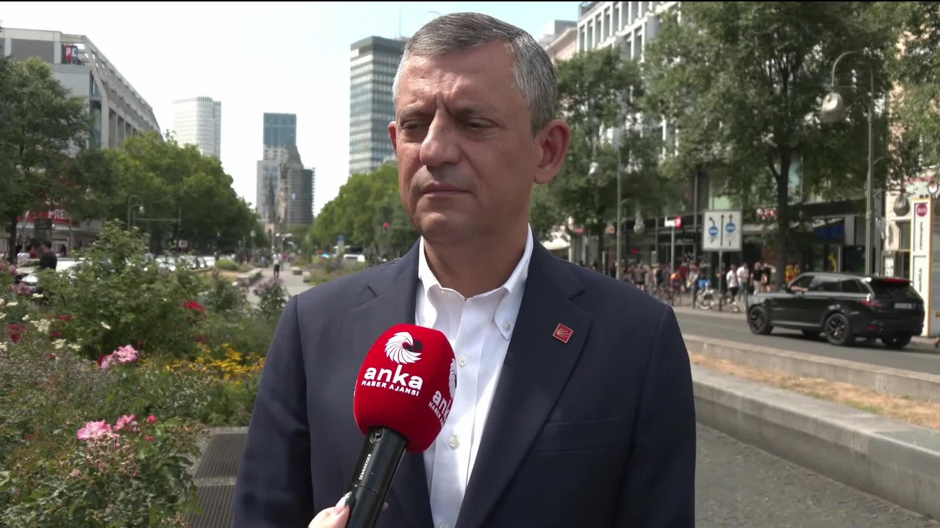 Özgür Özel’den ANKA’ya kurultay davası değerlendirmesi: “Oyuna gelmeyelim, önümüze bakalım. Birlik, beraberlik içinde iktidara yürümeye devam edelim”
